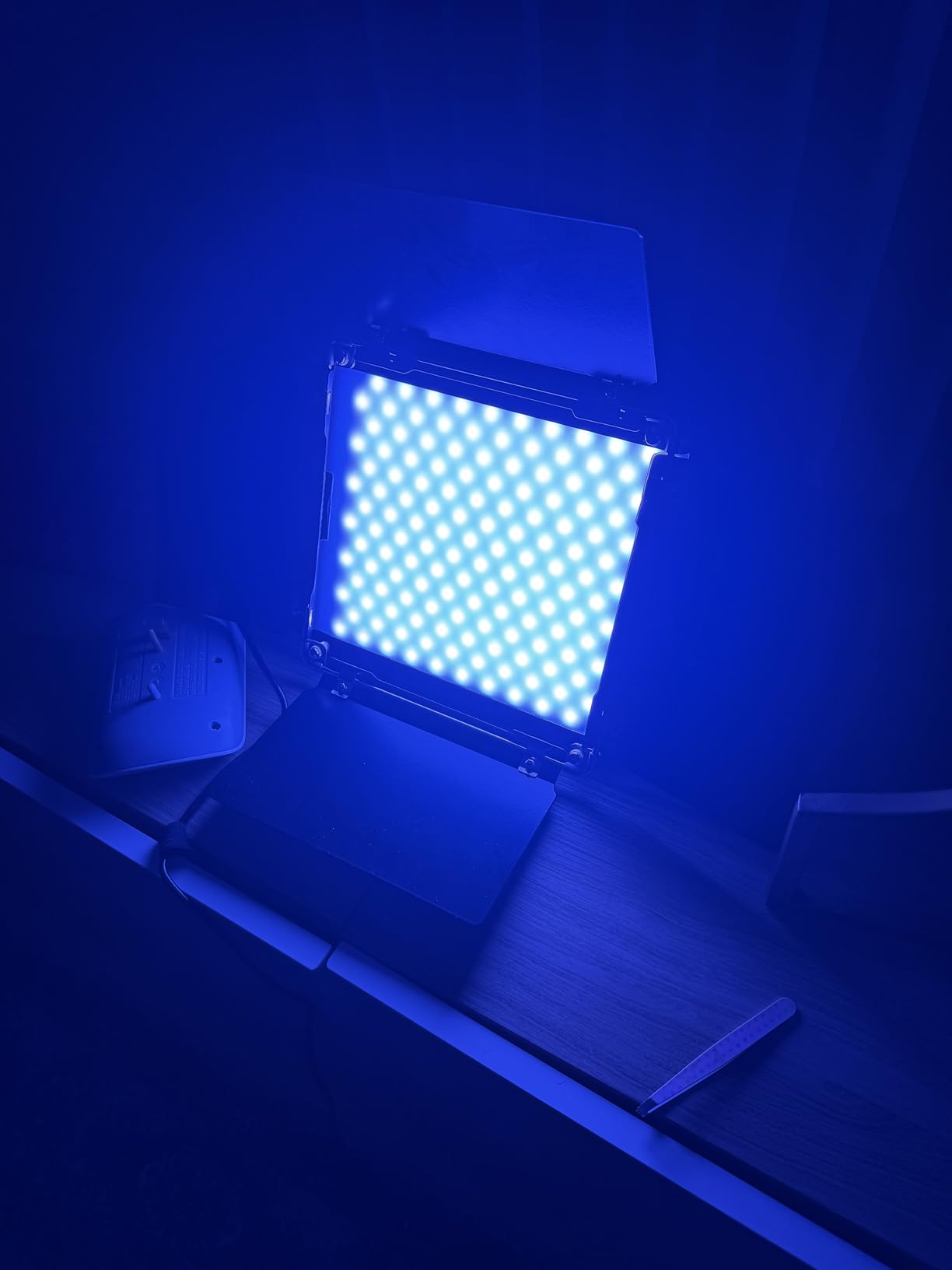 Mettlelite SPL420C RGB LED Video Light with APP Control, 360° Full Color RGB Panel Light, 2800K-8000K, CRI/TLCI 97+, 10 Scenes, Professional Photography Studio Lighting for YouTube/Stream/Photo/Video - Customer Photo 1