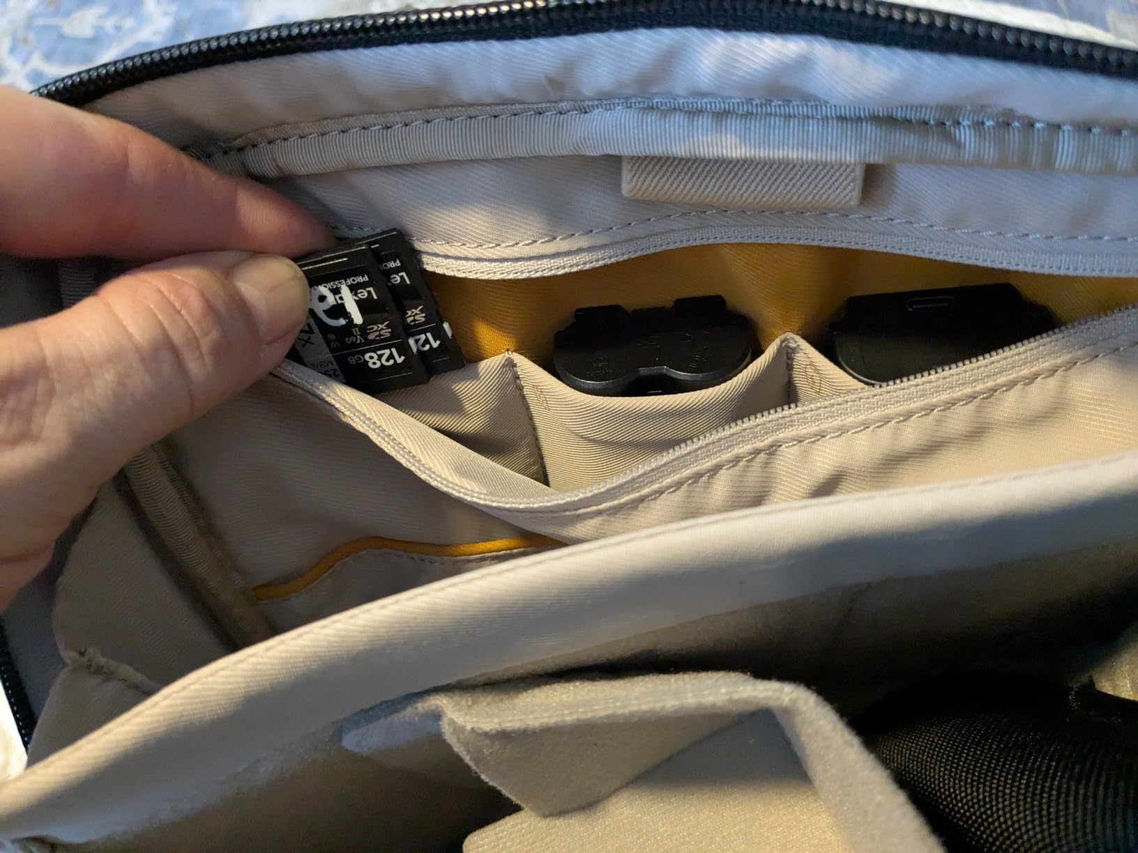 PGYTECH OneGo Solo V2 Camera Sling Bag, 6L Crossbody Camera Bag for Urban Travel Photographers, Mirrorless Camera Bag for Sony/Canon/Nikon/DJI Mavic/Air/Mini/Tripod/Laptop, Black - Customer Photo 1