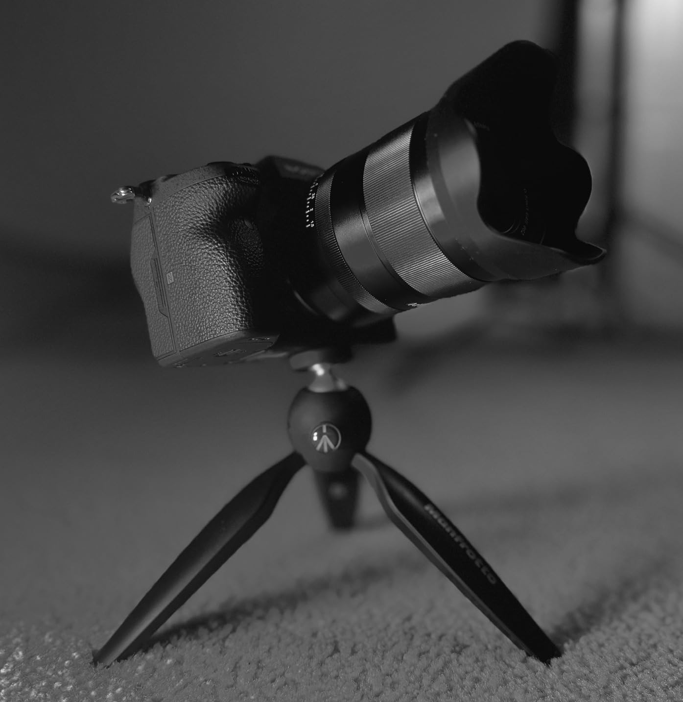 7artisans AF 50mm F1.8 Camera Lens for Sony E Mount, Full Frame, Large Aperture - Customer Photo 1