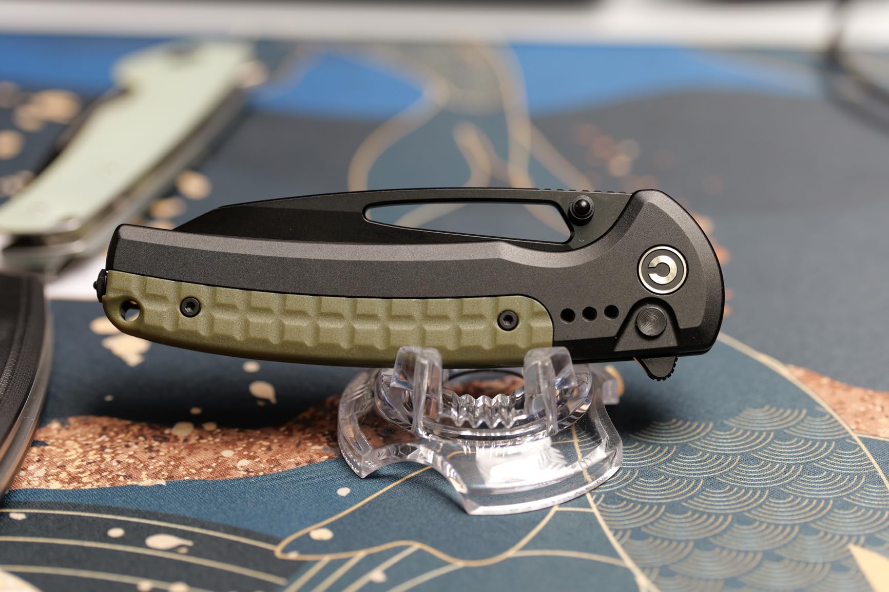 LUMIX Full Frame Camera Lens, S 100mm F2.8 Macro - S-E100 - Customer Photo 1