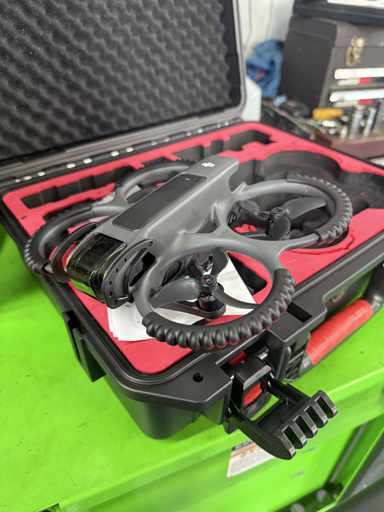 DJI Avata 2 Fly More Combo (1 Battery), FPV Drones with Camera for Adults 4K, Immersive Experience, Built-in Propeller Guard, Easy Flip/Roll, FAA Remote ID Compliant, POV Content Drone, Black - Customer Photo 5