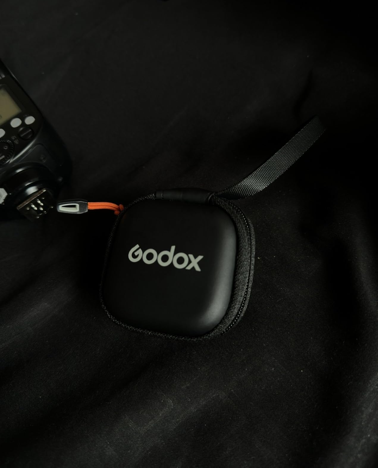 Godox X3C X3-C TTL Wireless Flash Trigger for Canon Camera, 2.4G Wireless Touchscreen Flash Transmitter, Support TTL Auto/Manual/Multi Flash, Built-in Lithium Battery, High-Definit OLED Screen customer photo 2