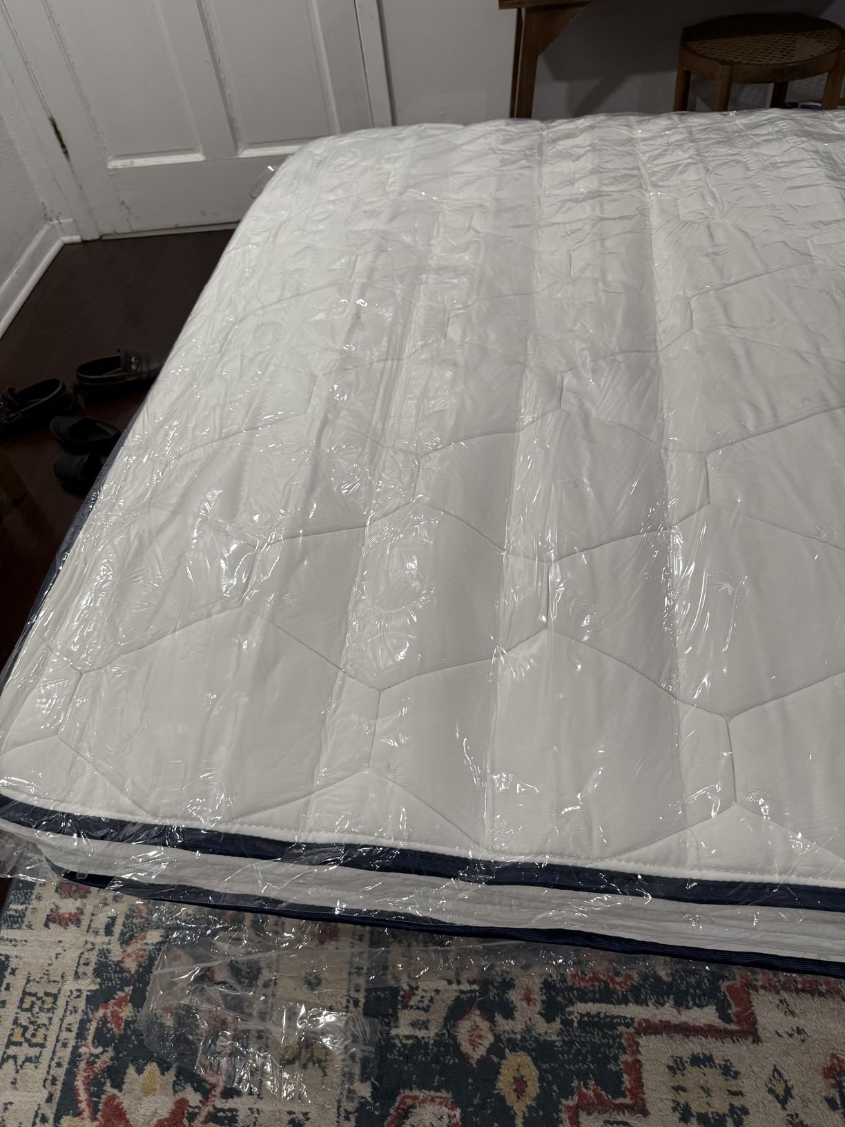 Novilla Twin Mattress, 10 Inch Twin Hybrid Mattress for Kids, Pocket Innerspring Pillow Top Mattresses for Motion Isolation, Pressure Relief & Edge Support, Medium Firm Feel - Customer Photo 2