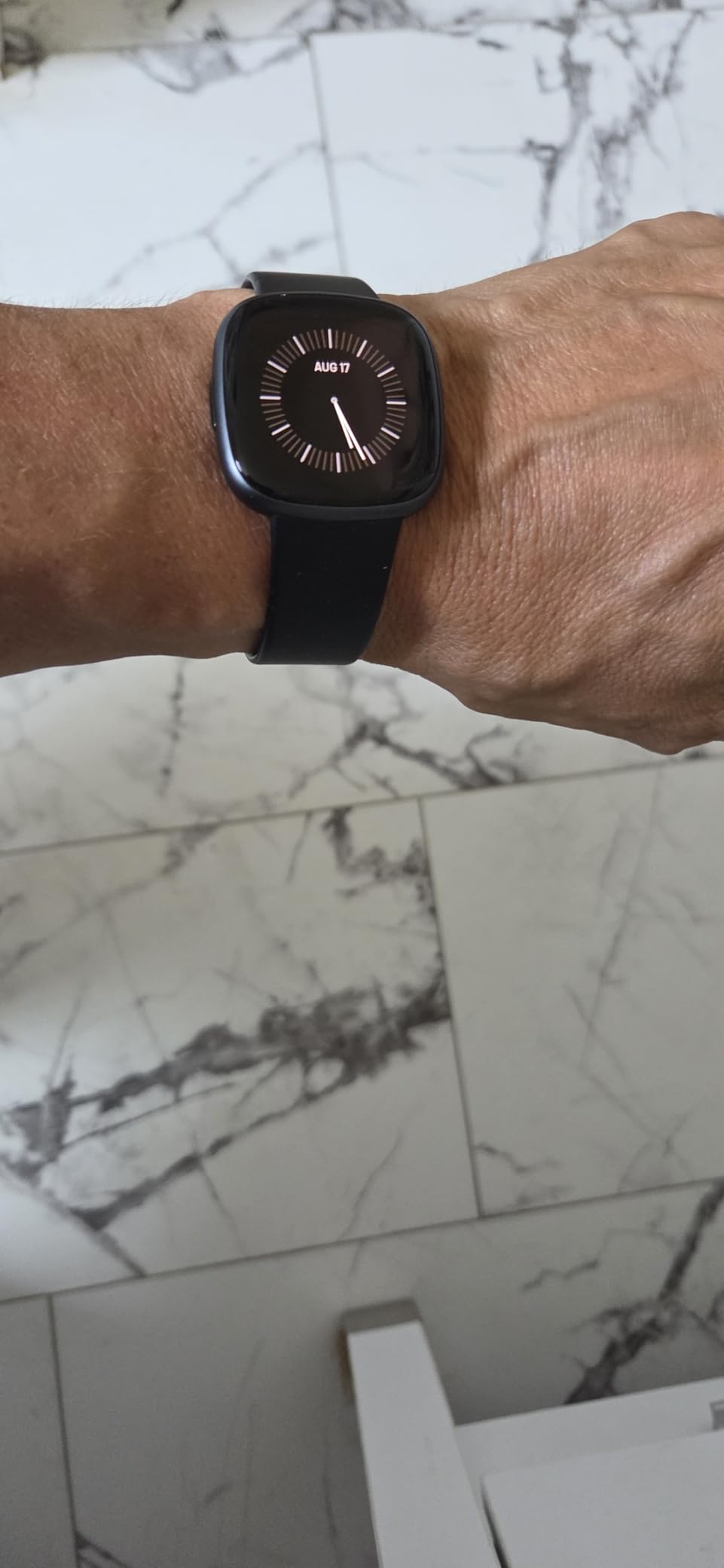 Fitbit Versa 4 Fitness Smartwatch with Daily Readiness, GPS, 24/7 Heart Rate, 40+ Exercise Modes, Sleep Tracking and more, Black/Graphite, One Size (S & L Bands Included) (Renewed) - Customer Photo 1