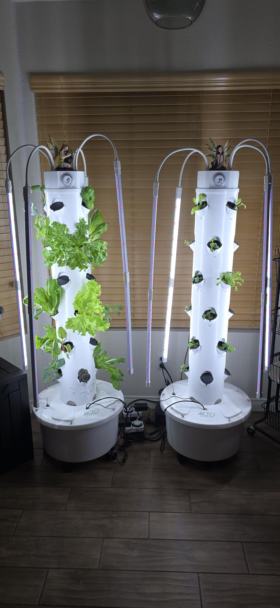 GX Hydroponic Tower | Vertical Planter Tower | Hydroponics Growing System Kit | Food Grade with 24 Net Pots (with LED Grow Lights) customer photo 2