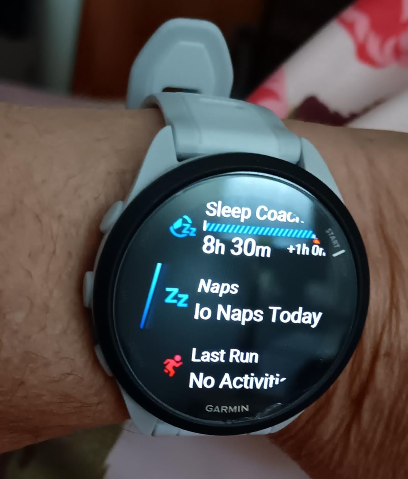 Garmin Forerunner 165, Running Smartwatch, Colorful AMOLED Display, Training Metrics and Recovery Insights, Black - Customer Photo 5