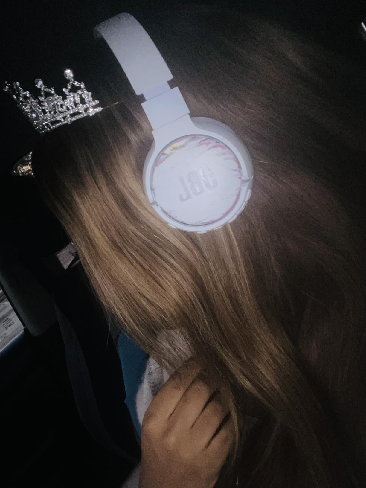 JBL Tune 670NC - Adaptive Noise Cancelling with Smart Ambient Wireless On-Ear Headphones - Customer Photo 1