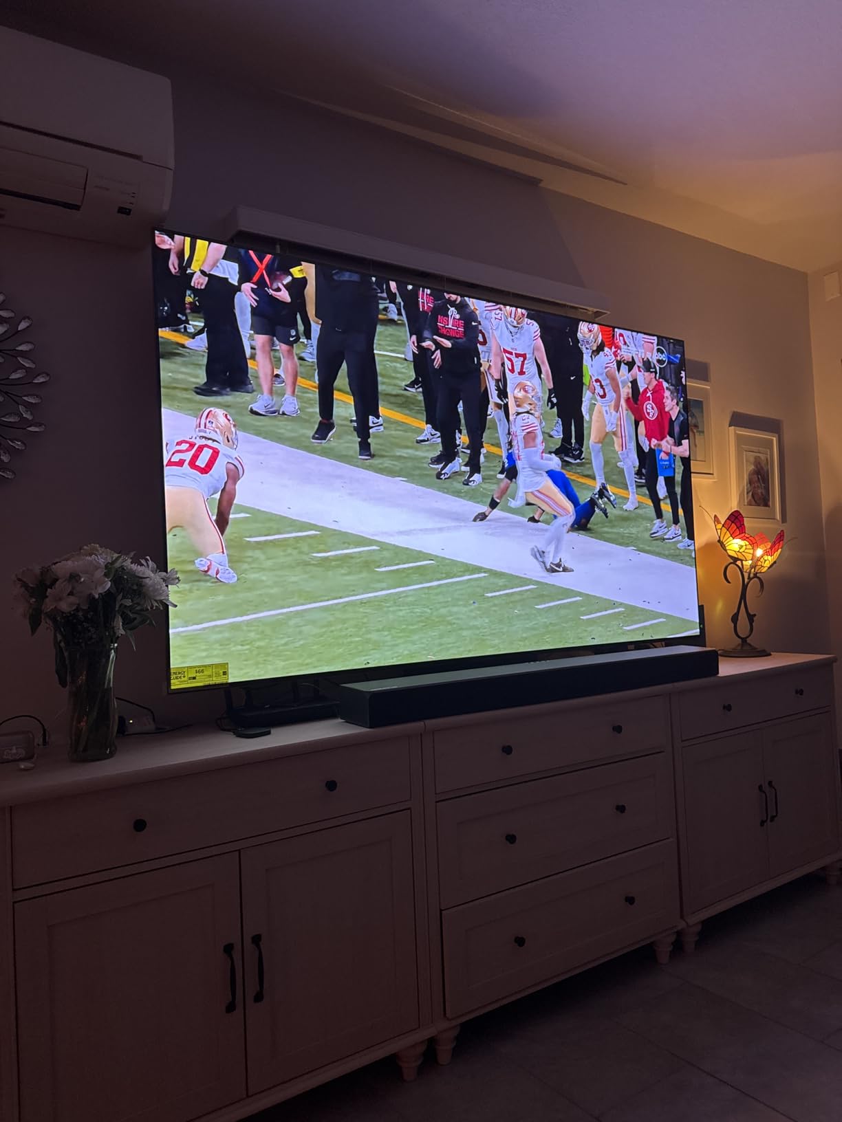 LG 65-Inch Class OLED evo C4 Series Smart TV 4K Processor Flat Screen with Magic Remote AI-Powered with Alexa Built-in (OLED65C4PUA, 2024) - Customer Photo 2