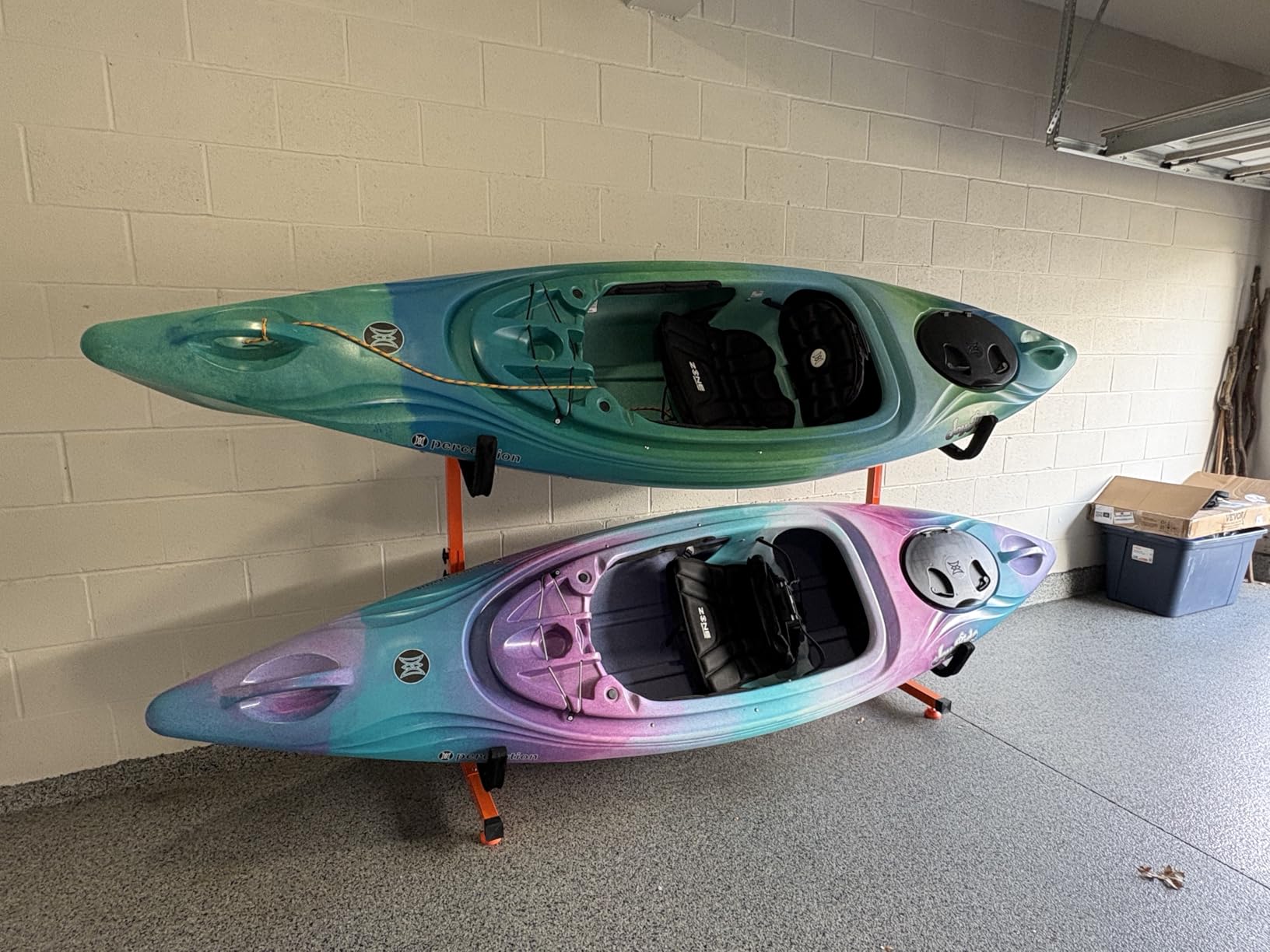 VEVOR Freestanding Kayak Storage Rack, Kayak Stand for 2 or 4 Kayak Canoe Paddleboard, Heavy-Duty Steel Kayak Hanger Holder with Padded Arms and Adjustable Width, for Indoor Outdoor Garage - Customer Photo 1