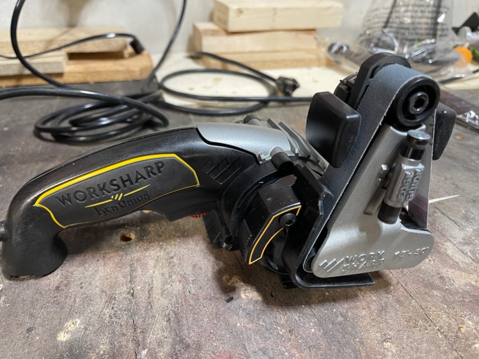 Work Sharp Ken Onion Knife Sharpener Tool - Adjustable Knife Sharpening System - For Knives, Scissors, Serrated Blades, & Tools - Customer Photo 2