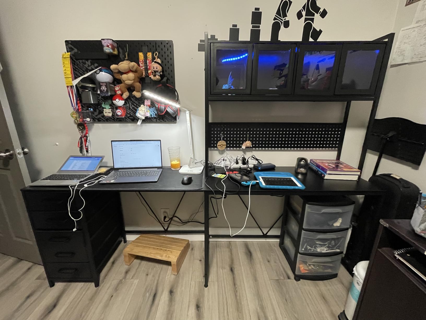 SEDETA L Shaped Gaming Desk with Drawers, L Shaped Computer Desk with Hutch and Storage Shelves, Gaming Desk with Pegboard, Led Lights, and Power Outlet, Home Office Desk, Corner Desk, Black - Customer Photo 1