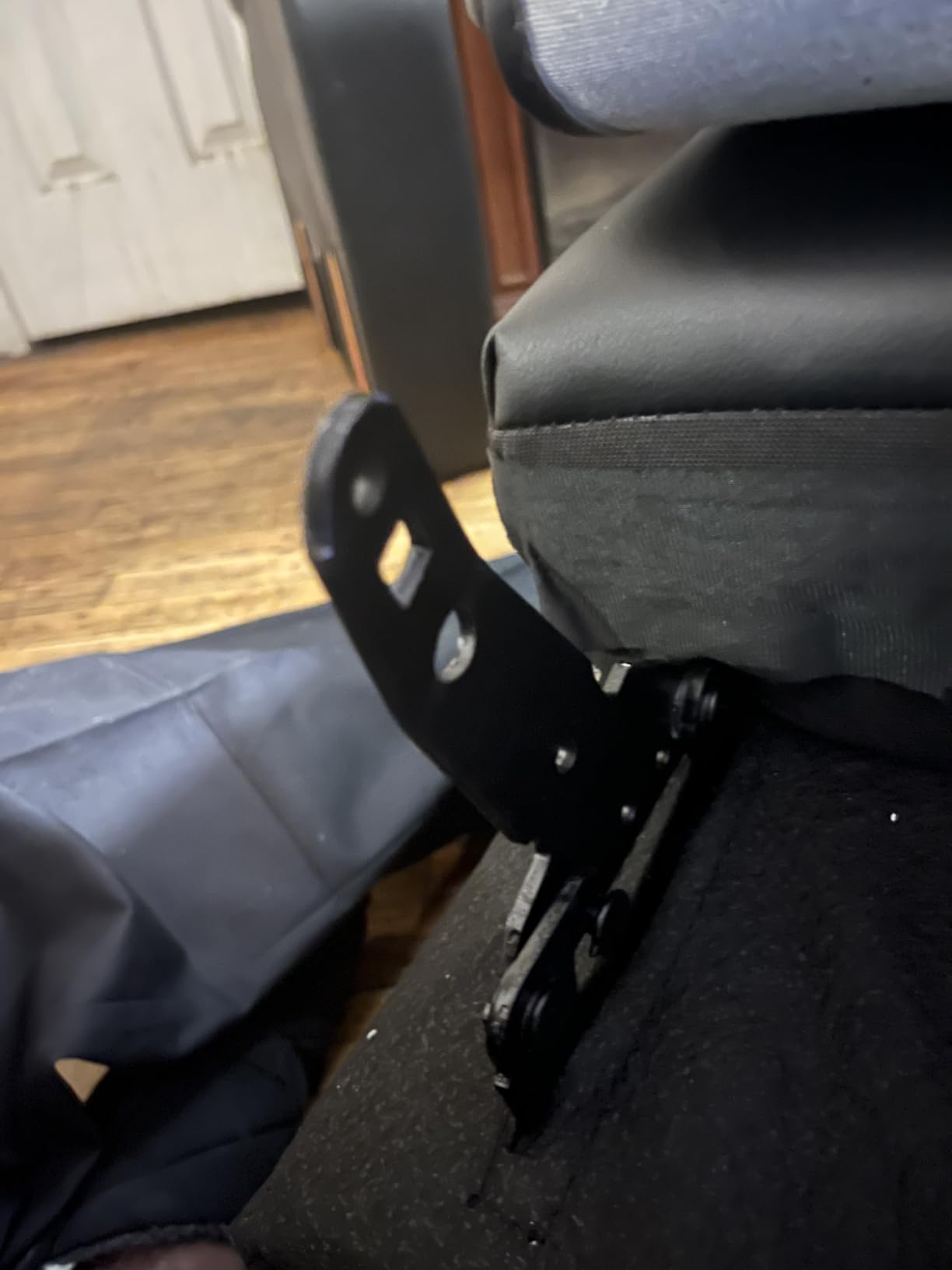 FLEXISPOT XL31 Power Lift Recliner Chair for Elderly, Electric Lift Chair with Massage & Heat, PU Leather Reclining Sofa w/Cup Holders, Side Pockets for Living Room Bedroom(Medium Size,Black) - Customer Photo 1