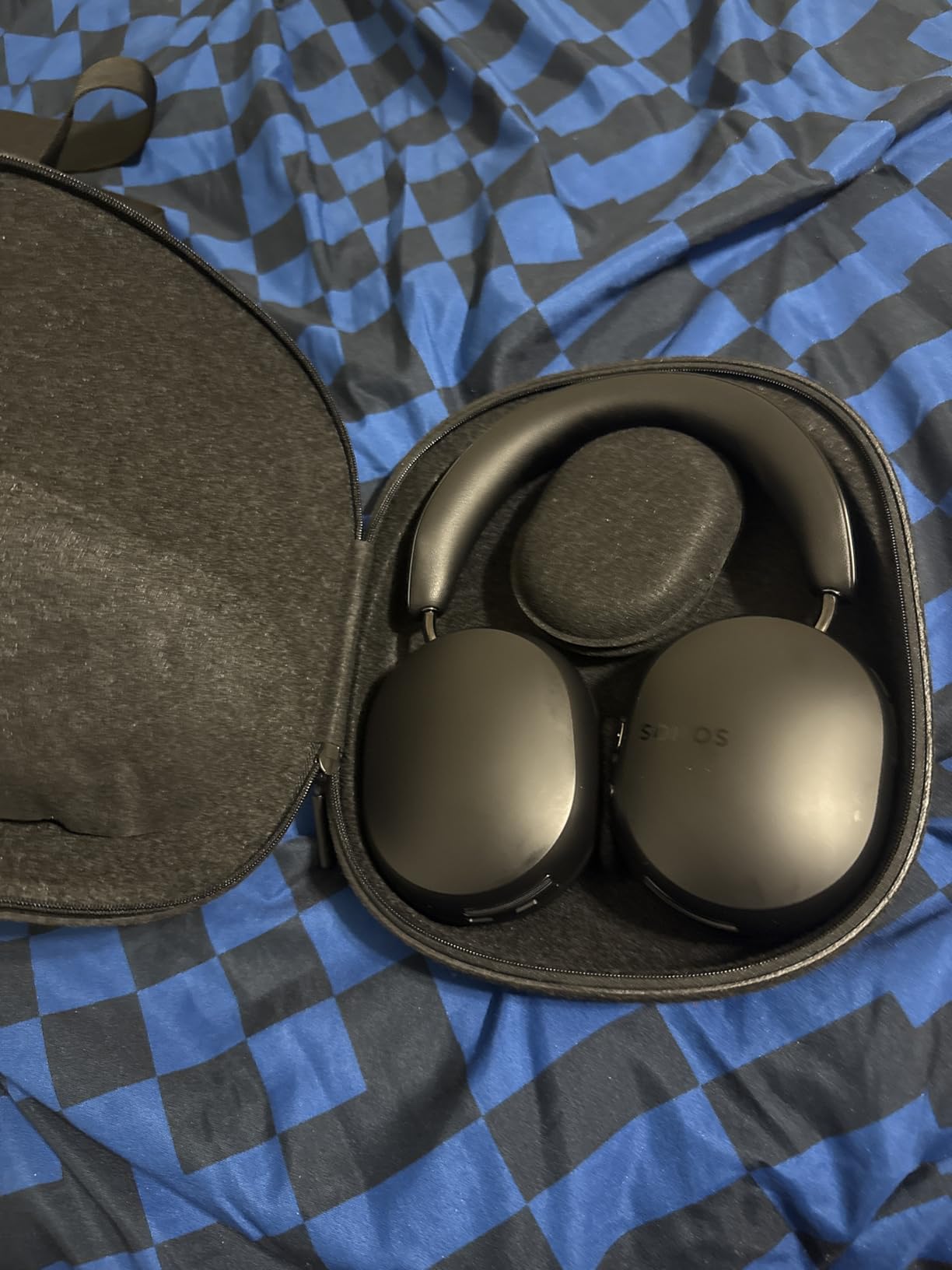 Sonos Ace - Noise Cancelling Wireless Over-Ear Headphones - Black - Customer Photo 2