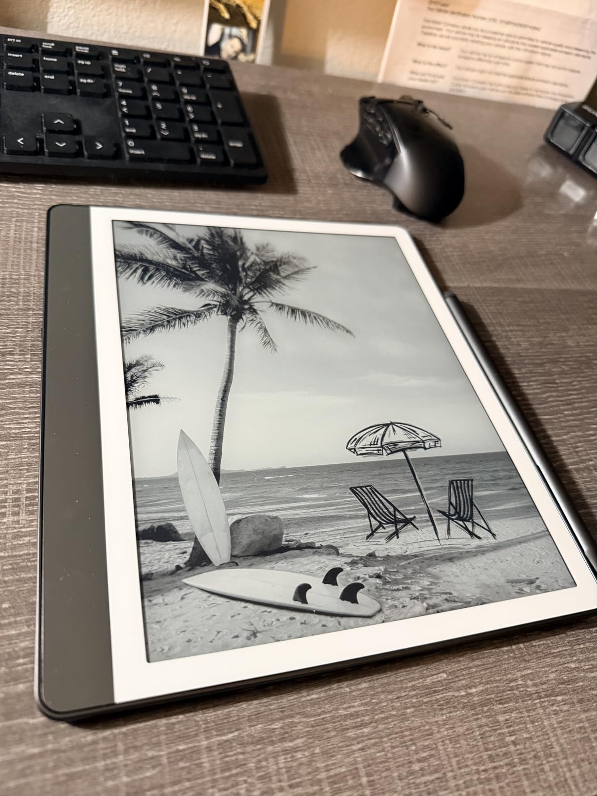 Amazon Kindle Scribe (16GB) - Your notes, documents and books, all in one place. With built-in AI notebook summarization. Includes Premium Pen - Tungsten - Customer Photo 5