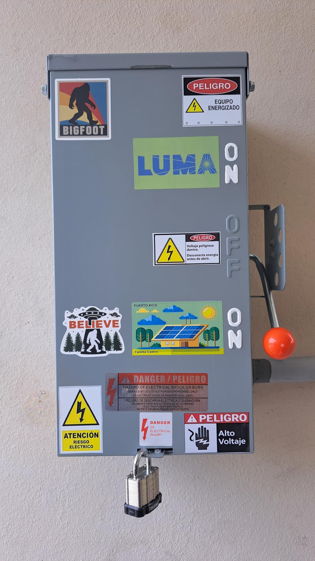 100A Generator Transfer Switch, 24000W Heavy Duty Double Throw Safety Design, 120/240V Transfer Switch for Installation Outdoor and Indoor,Stronger Stability,Enlarged NEMA 3R Enclosure for Easy Wiring - Customer Photo 2