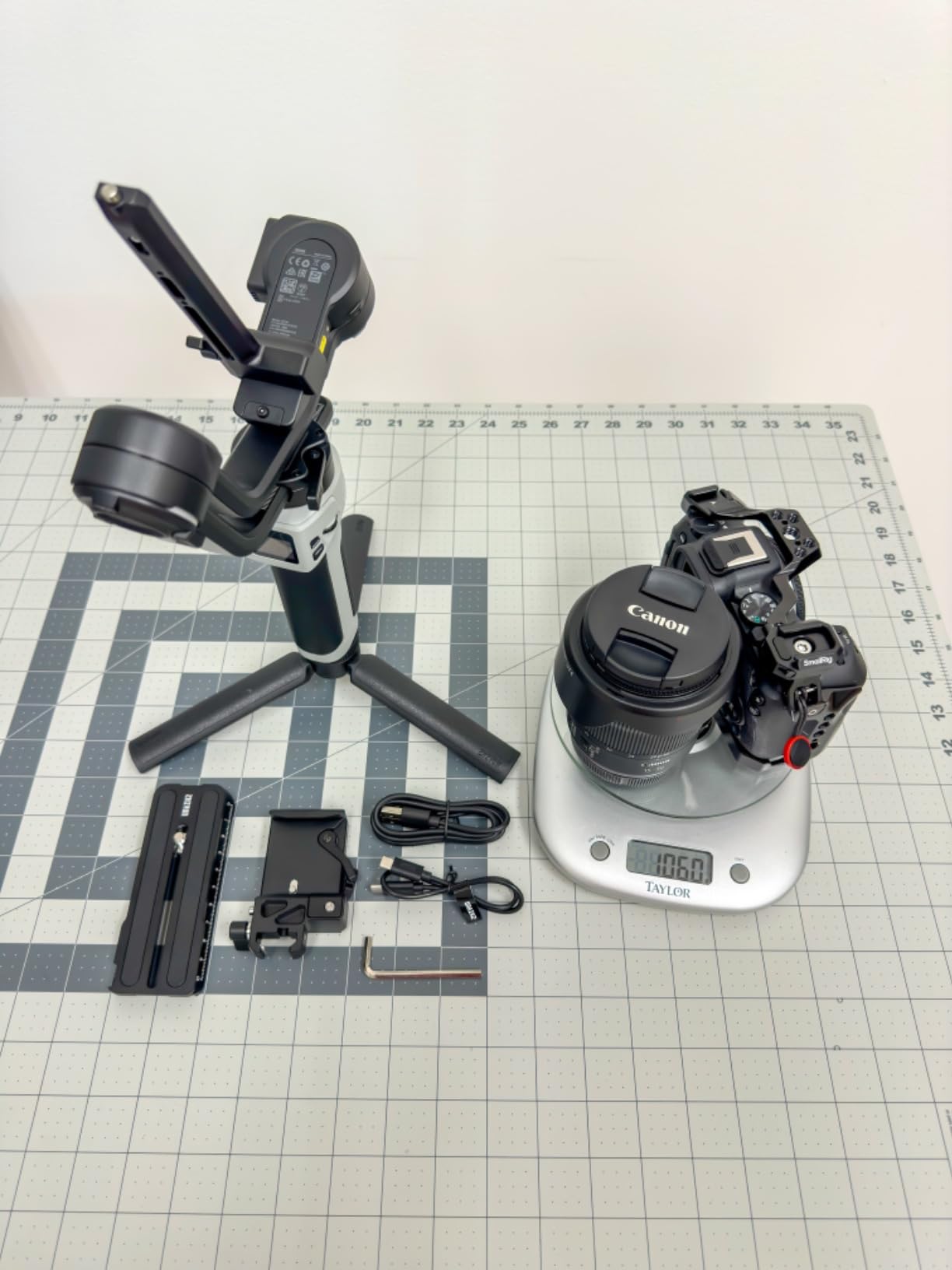 ZHIYUN CINEPEER Weebill 3E, 3-Axis Lightweight Gimbal Stabilizer for DSLR & Mirrorless Camera Canon/Sony/Panasonic/Nikon, 3KG Payload, Native Vertical Shooting, Bluetooth Shutter Control - Customer Photo 1