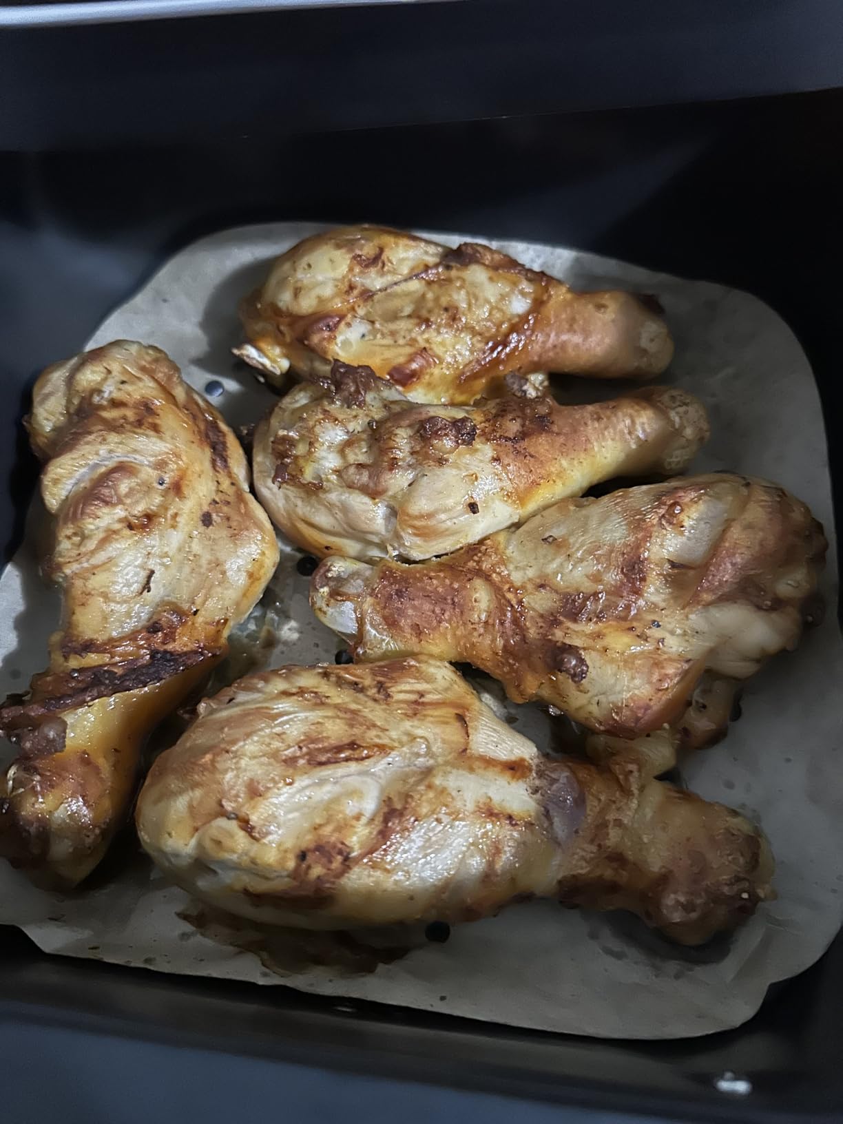 Ninja Air Fryer Pro XL, 6.5QT Capacity fits up to 9lbs of Wings, 7-in-1 Max Crisp, Broil, Air Fry, Roast, Bake, Reheat & Dehydrate, Dishwasher Safe Parts, Space Saving, Grey, AF182AMZ - Customer Photo 2