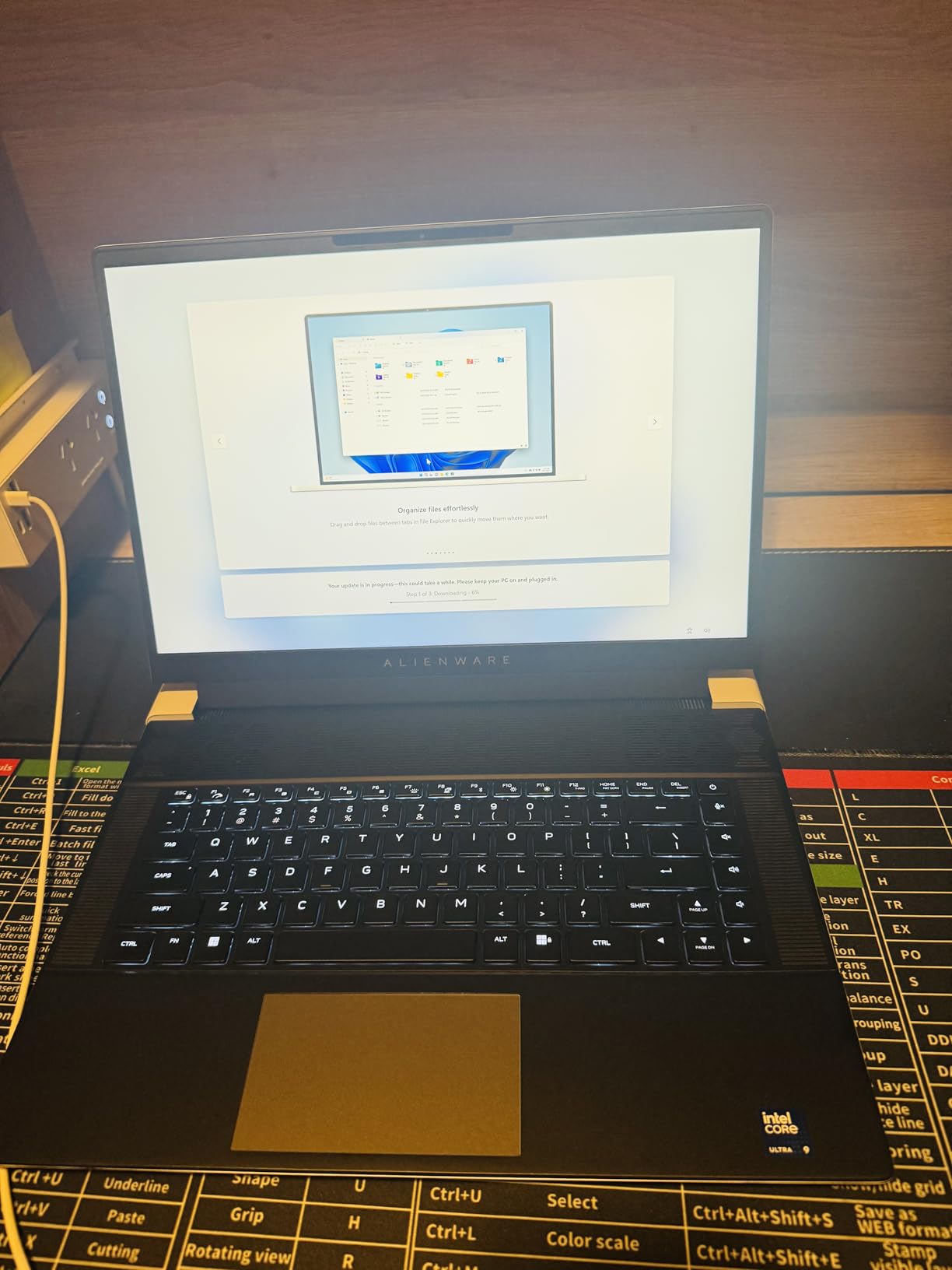 Alienware X16 R2 Gaming Laptop - 16-inch QHD+ 240Hz 3ms Display, Intel Core Ultra 7-155H, 16GB LPDDR5X RAM, 1TB SSD, NVIDIA GeForce RTX 4070 8GB GDDR6, Windows 11 Home, Onsite Service - Lunar Silver - Customer Photo 1