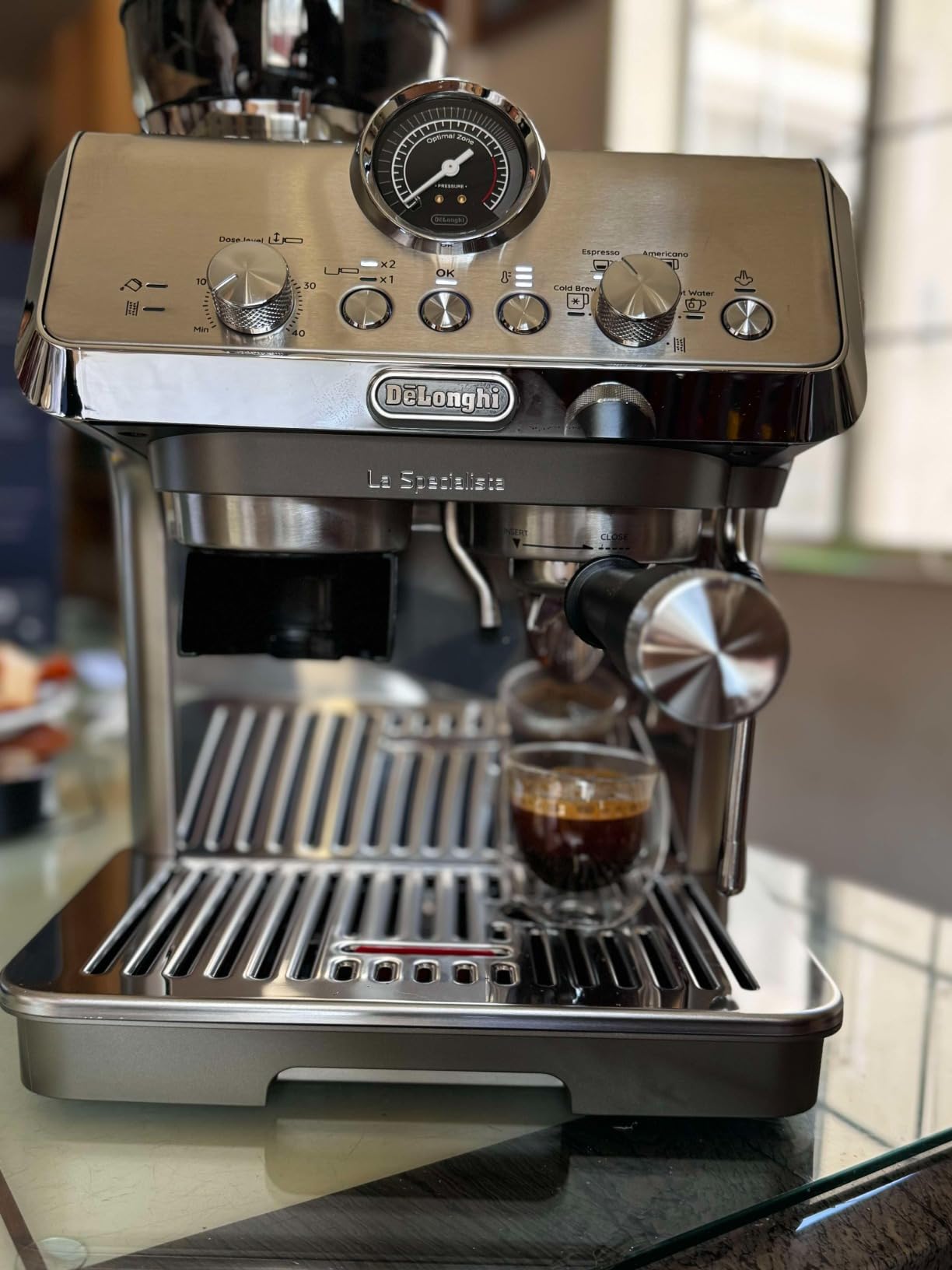 De'Longhi La Specialista Opera Espresso Machine – Cold Brew & Espresso Maker with Smart Tamping, Burr Grinder, Milk Steam Wand/Frother & 19-Bar Pressure – For Lattes & Cappuccinos - Customer Photo 2