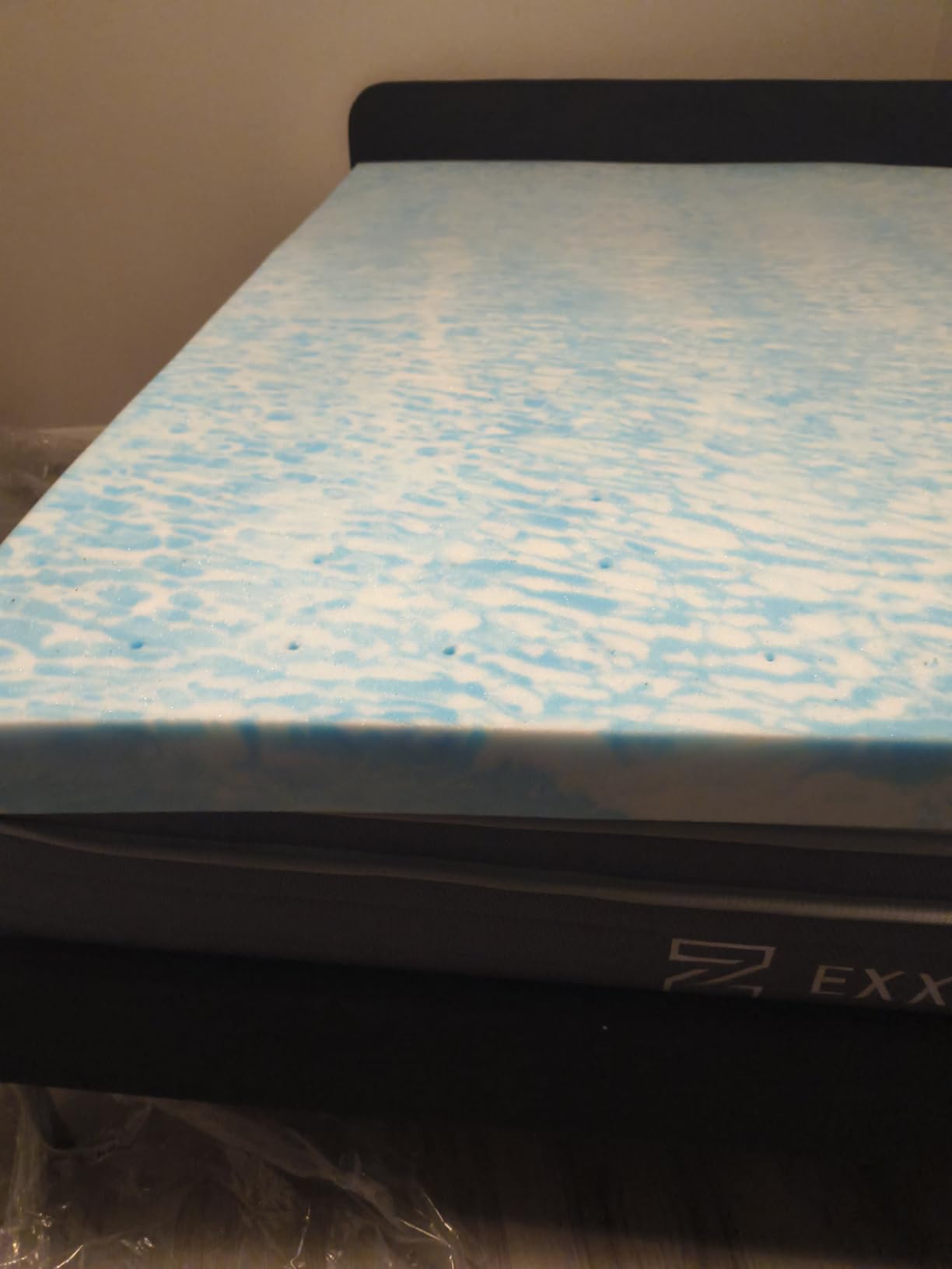 DUMOS Memory Foam Mattress Topper Full, 3 Inch Thick Gel Infused Bed Toppers for Full Size Bed, Cooling Soft Mattress Pads for Sleeper Sofa, RV, Camper, CertiPUR-US Certified, Blue - Customer Photo 2