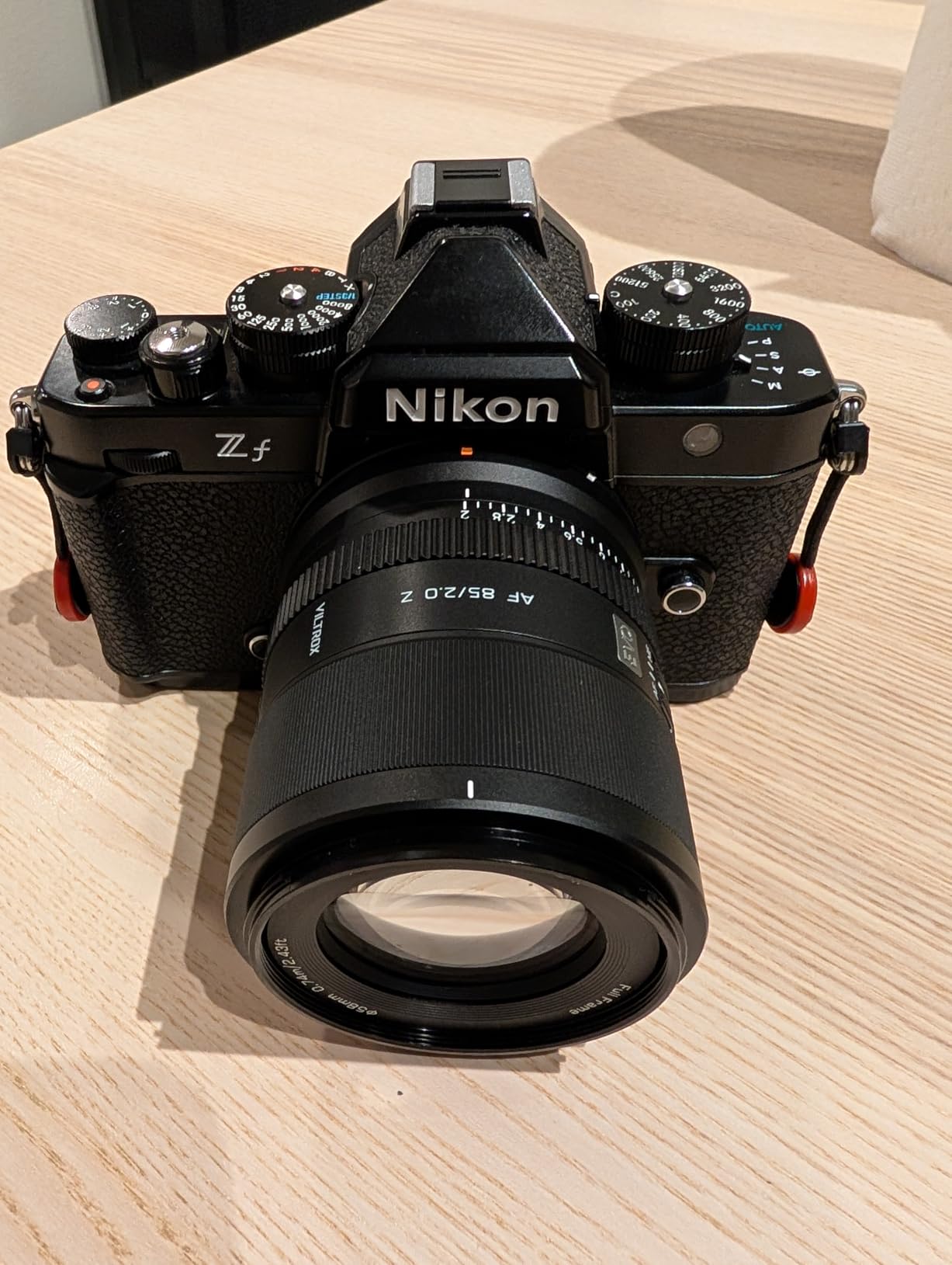 VILTROX 16mm f/1.8 F1.8 Z Mount Full Frame Auto Focus Large Aperture Ultra Wide Angle Lens Built-in LCD Screen - Customer Photo 1