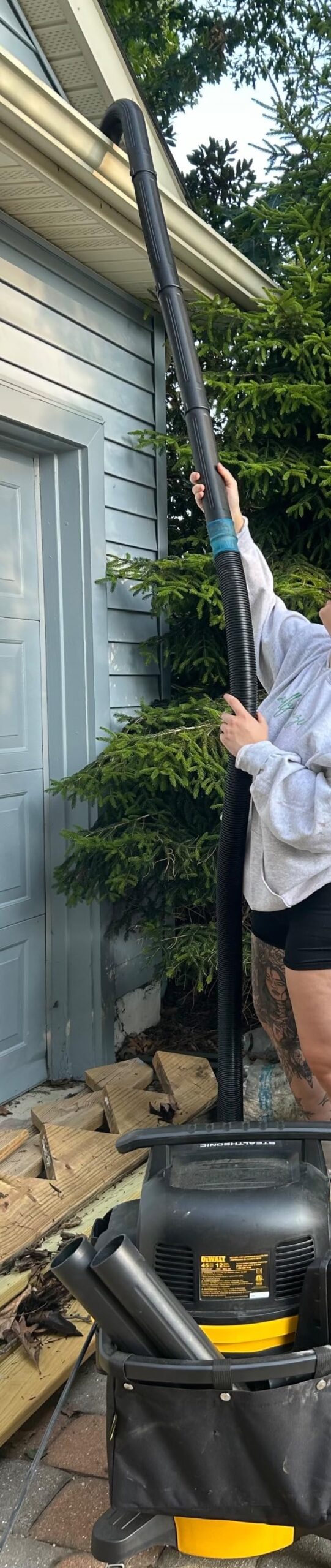 Sealegend Gutter Cleaning Tools for 2-1/2 in. Wet/Dry Vacuum Cleaner - Customer Photo 1