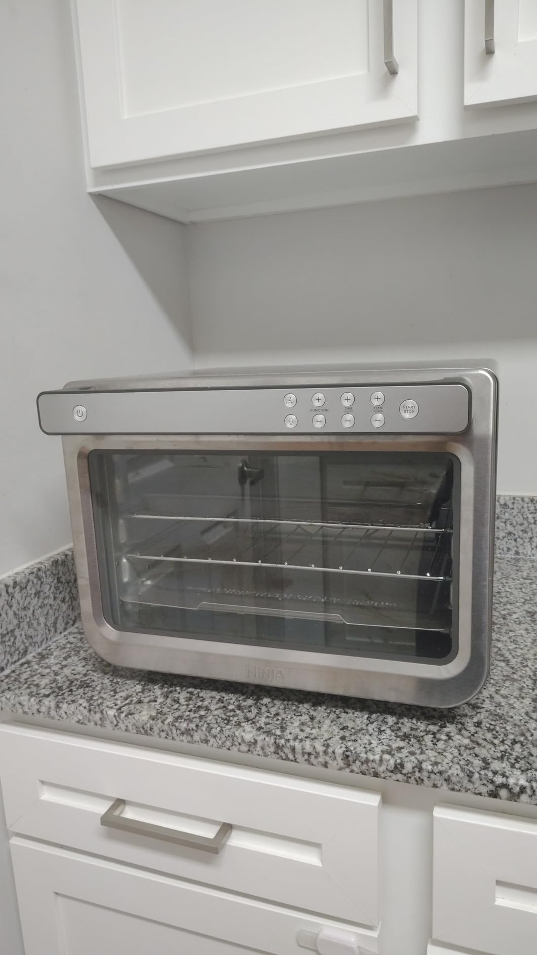 Ninja Air Fryer & Toaster Oven | Prestige Smart XL Countertop Oven | Bakes up to 20 Cookies, Fits up to a 12lb Turkey | Pizza, Toast, Bake, Air Fry & Reheat | 1800 Watts | Stainless Steel | DT501 - Customer Photo 1