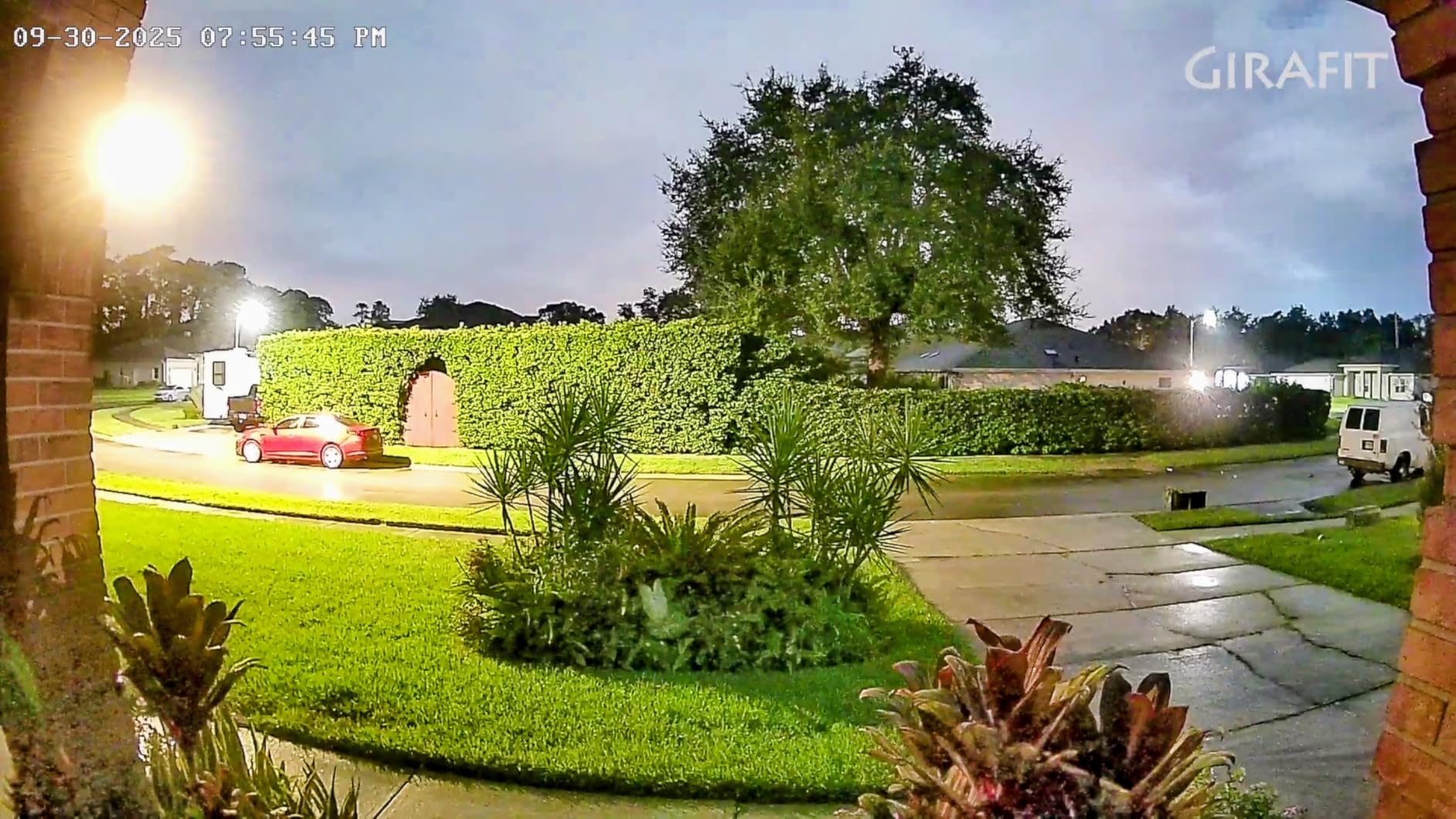 Girafit 3MP 2K Window Camera,2.4GHz & 5GHz WiFi Indoor Cameras for Home Security with ChroMax Al Color Night Vision,Person & Motion Detection,24/7 Recording,Easy & Quick Install - Customer Photo 2