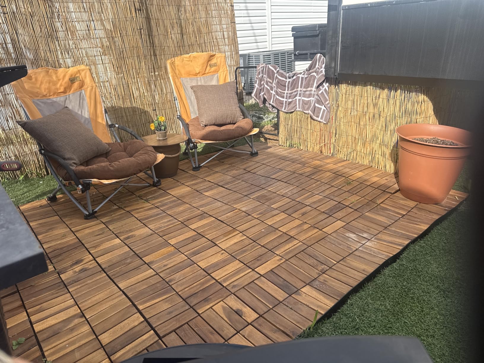 Yaheetech 27pcs Acacia Wood,Interlocking Deck Tiles with Non-Slip Surface,Easy Snap Waterproof Flooring Tiles for Indoor Outdoor,Cracking Resistant Patio Backyard Decor for All Weather Use,Wood - Customer Photo 1