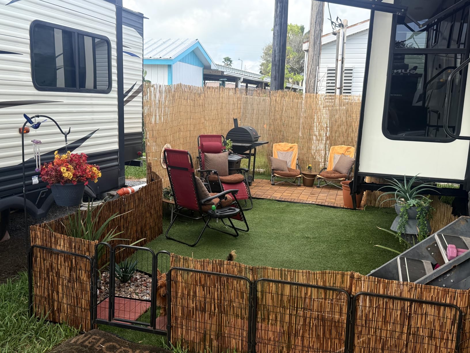 Yaheetech 27pcs Acacia Wood,Interlocking Deck Tiles with Non-Slip Surface,Easy Snap Waterproof Flooring Tiles for Indoor Outdoor,Cracking Resistant Patio Backyard Decor for All Weather Use,Wood - Customer Photo 2