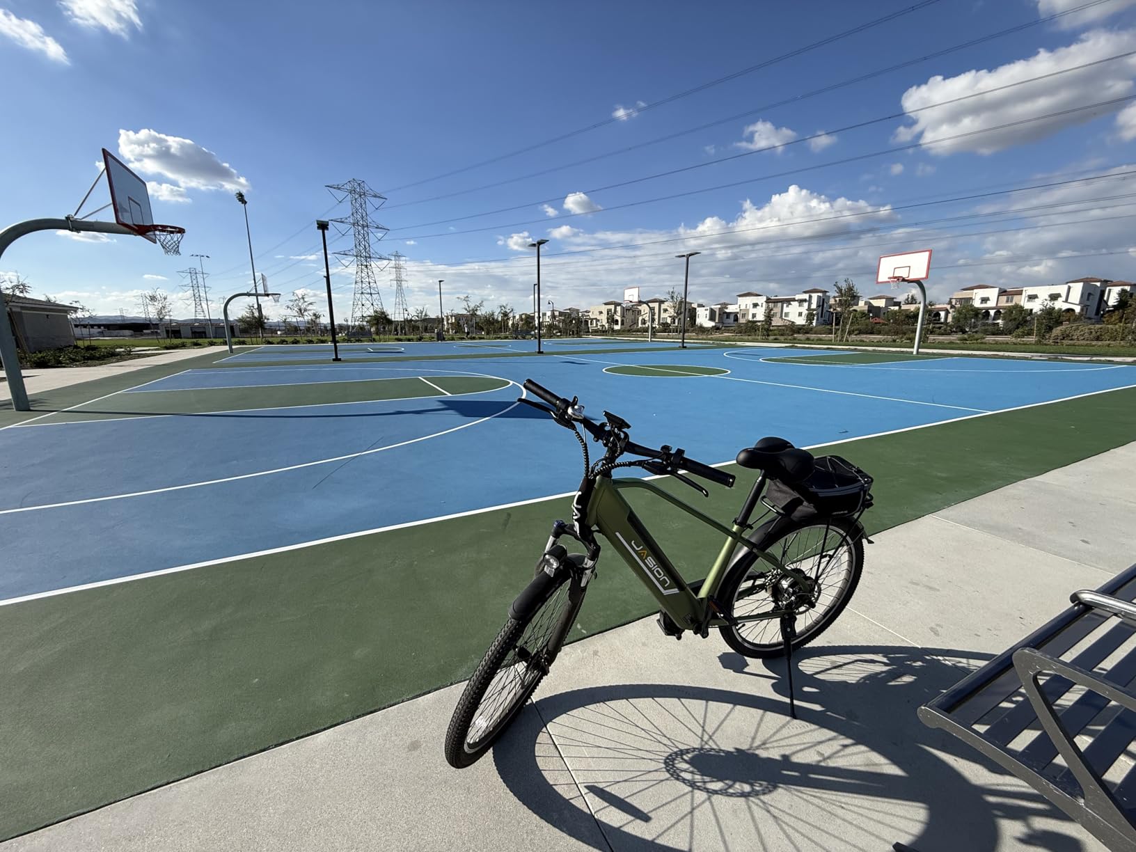 Jasion Roamer/ST Electric Bike for Adults, 26'' Commuter Ebike 1200W 528WH Removable Battery, 28MPH 62miles, Electric Bicycles for Women/Man, UL2849 Certified - Customer Photo 1