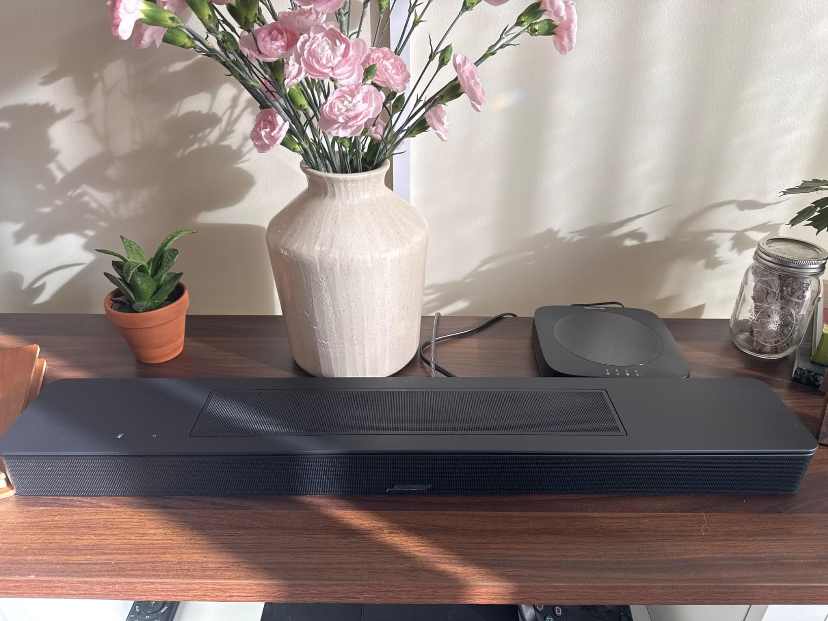 Bose Smart Dolby Atmos Soundbar, All-in-One Soundbar for TV, A.I. Dialogue Mode, Voice Control and Amazon Alexa Built-in, Supports Bluetooth/AirPlay/Spotify Connect/Chromecast, Black - Customer Photo 3