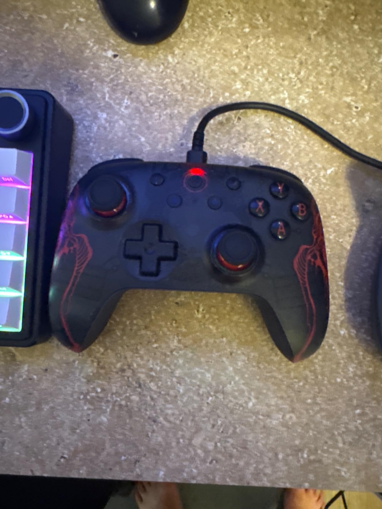 8BitDo Ultimate 2C Wired Controller for Windows PC and Android, with 1000Hz Polling Rate, Hall Effect Joysticks and Hall Triggers, and Remappable L4/R4 Bumpers (Peach) - Customer Photo 3