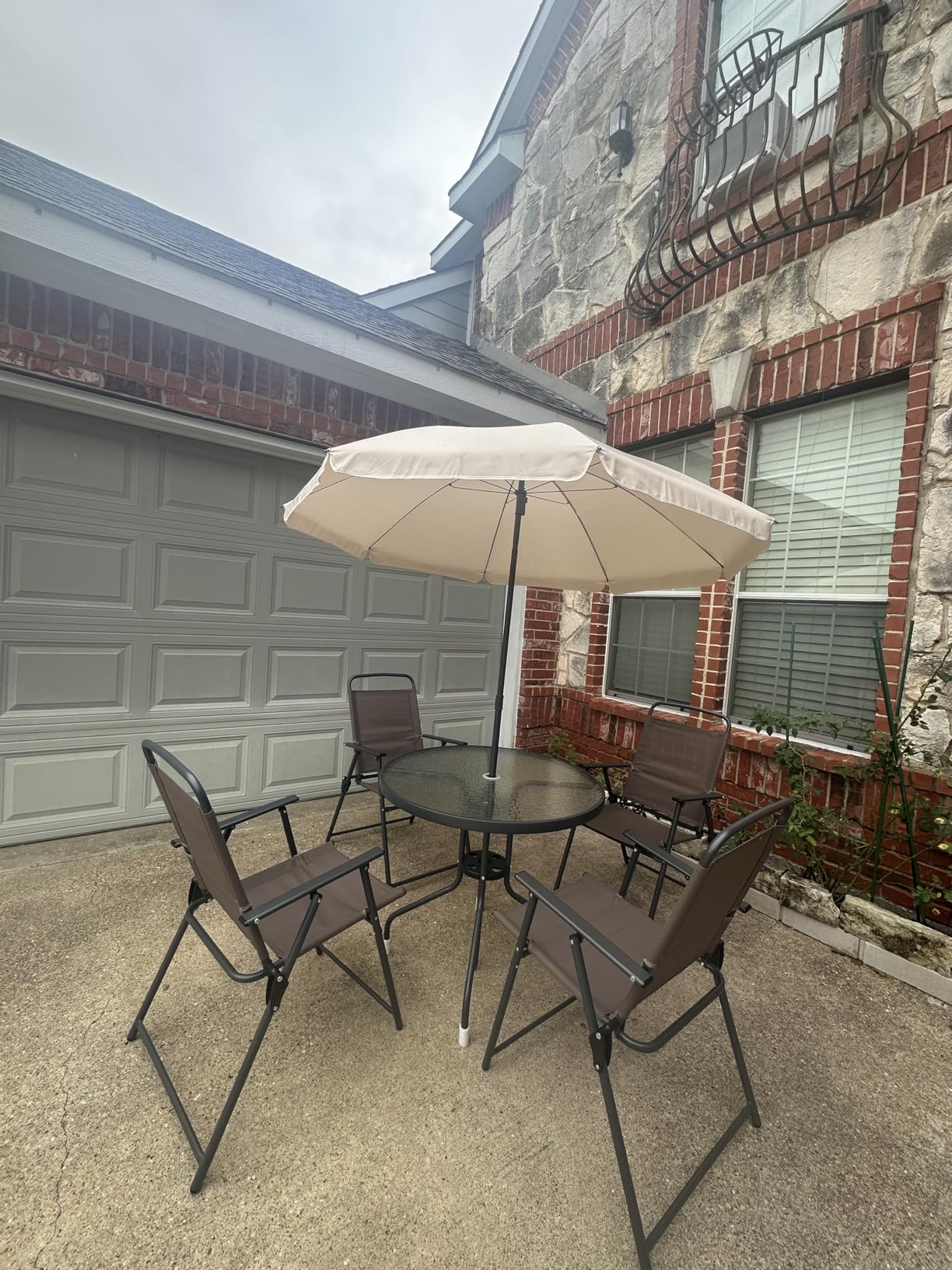 Vongrasig 6 Pieces Folding Patio Dining Set, All Weather Small Metal Outdoor Table and Chair Set, Garden Patio Furniture Set w/Umbrella, Glass Table & 4 Folding Chairs for Lawn, Backyard, Brown - Customer Photo 1