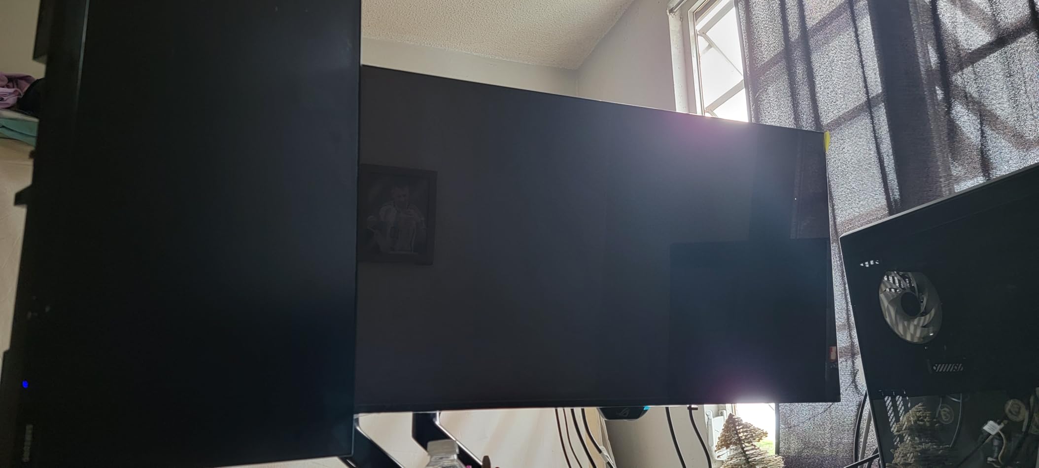 ASUS ROG Strix 26.5” 1440P QD-OLED Gaming Monitor (XG27ACDNG) -QHD (2560x1440), 360Hz, 0.03ms, Custom Heatsink, OLED Care+, G-SYNC Compatible, 99% DCI-P3, DisplayWidget, AI Gaming, 3yr Warranty - Customer Photo 5