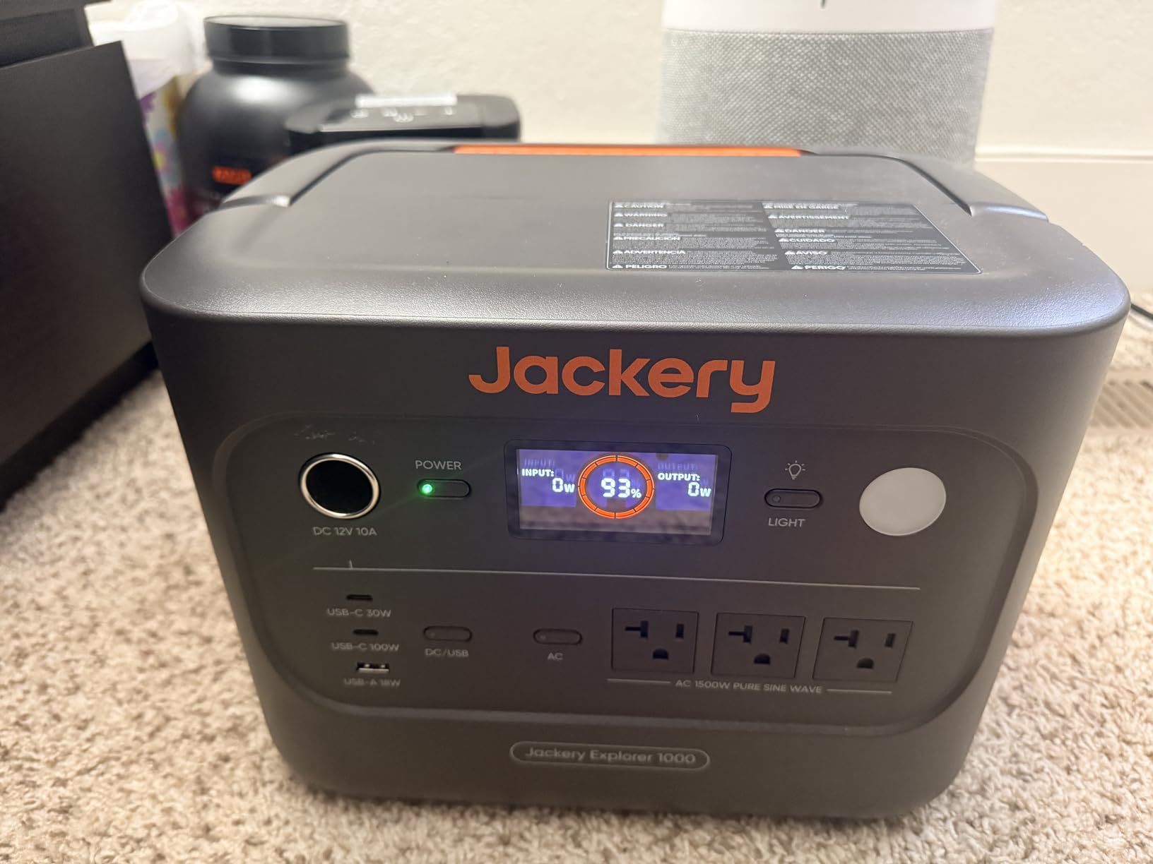 Jackery Explorer 1000 v2 Portable Power Station,1070Wh LiFePO4 Battery,1500W AC/100W USB-C Output, 1 Hr Fast Charge, Solar Generator for Camping,Emergency, RV, Off-Grid Living(Solar Panel Optional) - Customer Photo 2