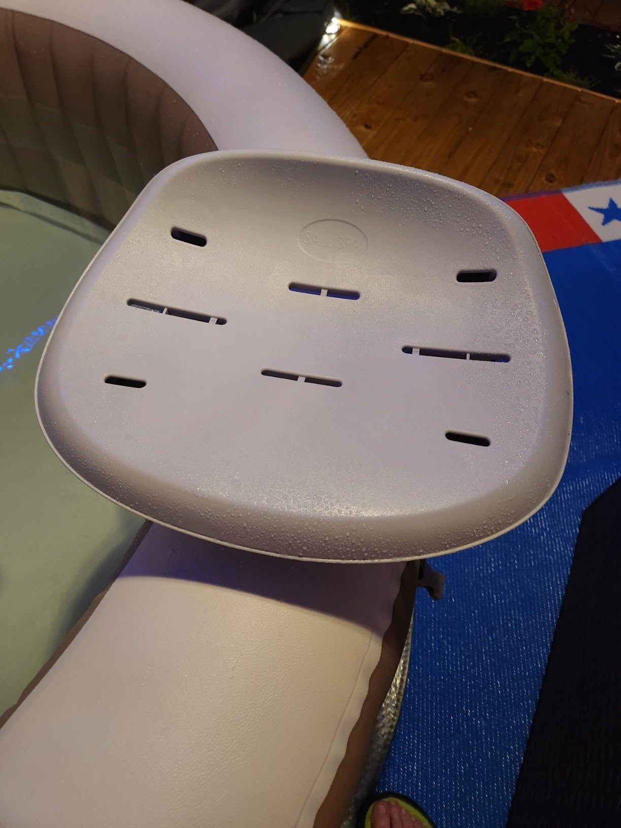 INTEX 28425EH PureSpa Bubble Massage Spa Set Outdoor Inflatable Portable Hot Tub, Includes Energy Efficient Spa Cover, Saltwater System Ready, 4 Person, 77in x 28in - Customer Photo 2