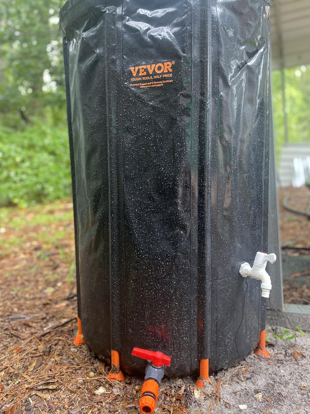VEVOR Collapsible Rain Barrel, 100 Gallon/380 L Portable Water Tank, PVC Rainwater Collection Barrel with Spigots and Overflow Kit, Water Barrel for Garden Water Catcher - Customer Photo 2