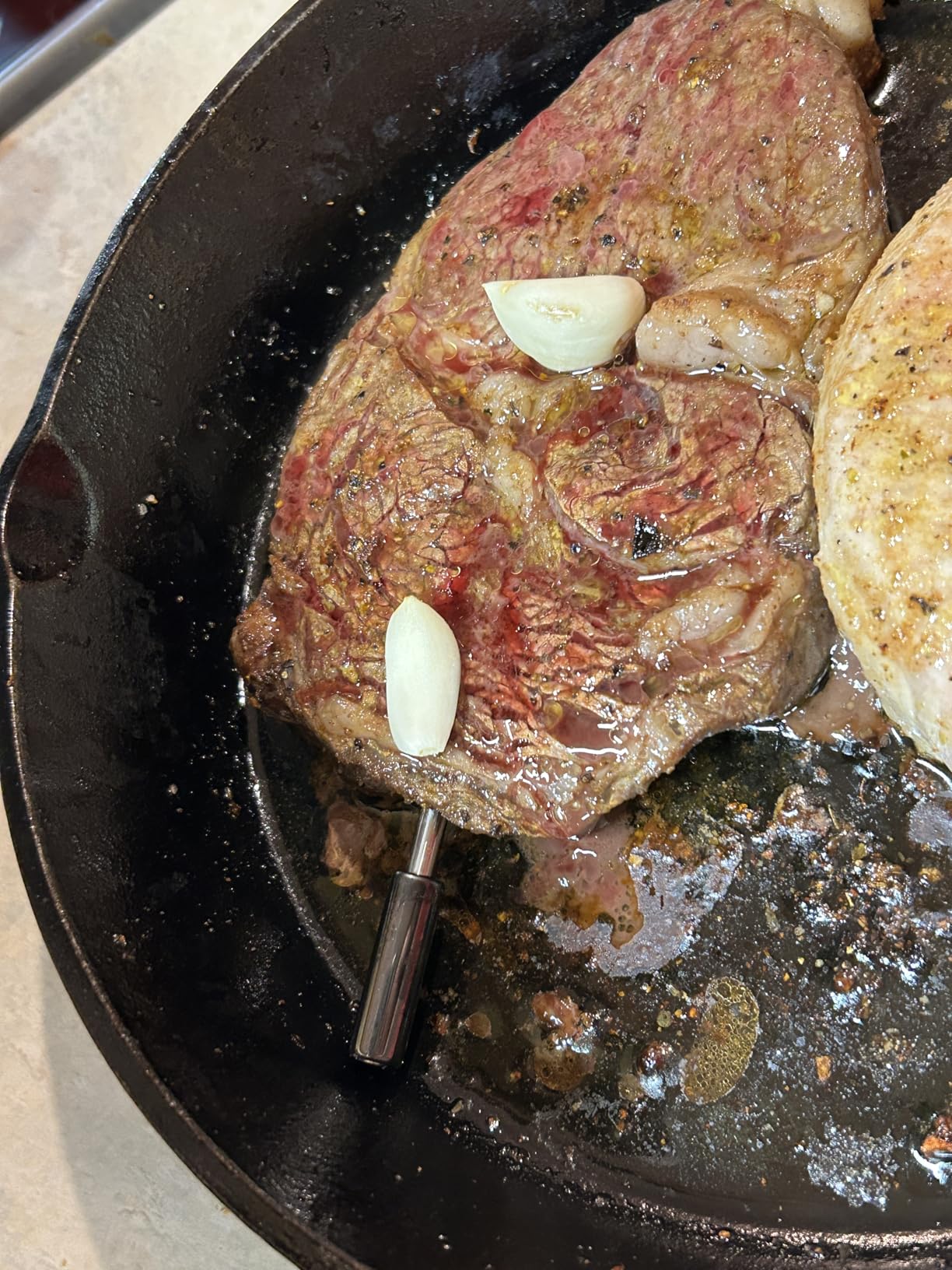 Meatmeet Pro WiFi Wireless Meat Thermometer Digital, Bluetooth Meat Thermometer Wireless, Smart App Monitoring, IP67 Waterproof Meat Probe Thermometer for BBQ, Oven, Grill, Smoker - Customer Photo 2