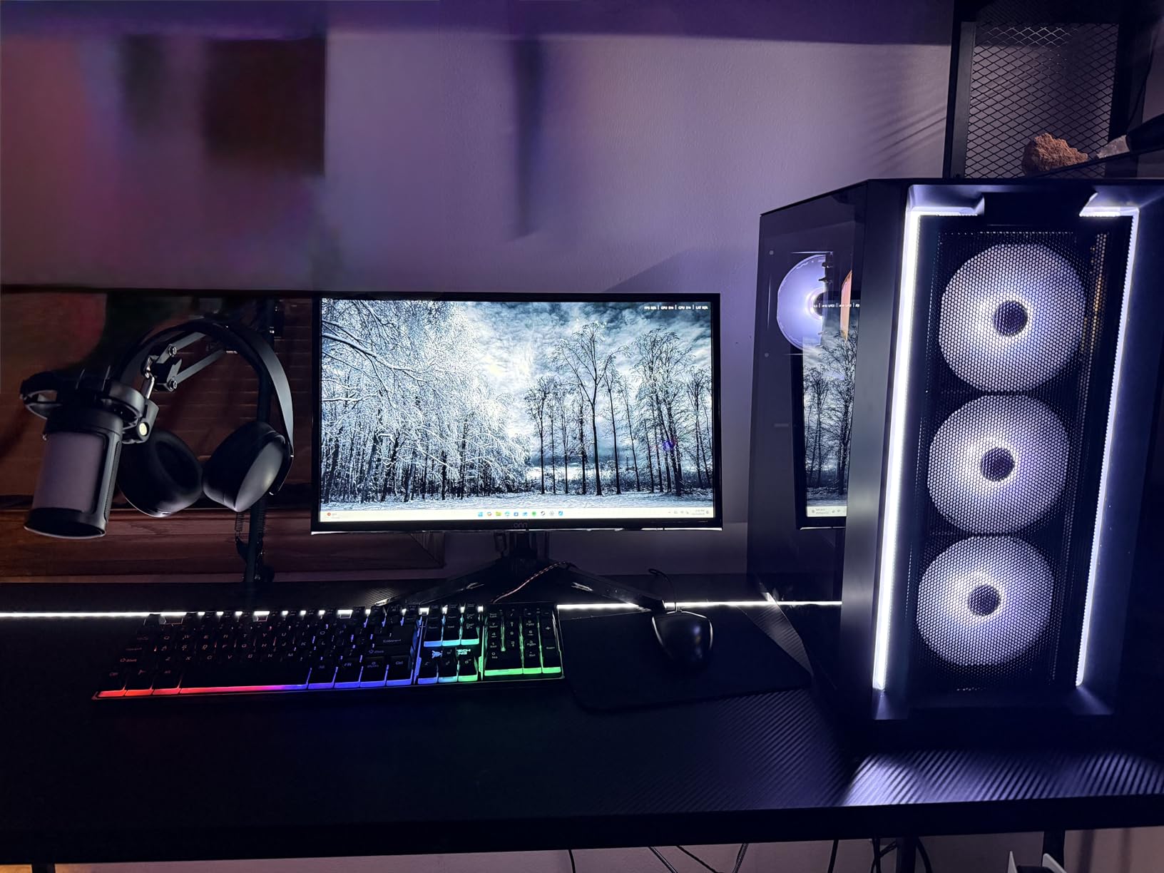 Skytech Nebula Gaming PC Desktop, Ryzen 5 5500 3.6 GHz (4.2GHz Turbo Boost), NVIDIA RTX 4060 8GB GDDR6X, 1TB SSD, 16GB DDR4 RAM 3200, 650W Gold PSU, Wi-Fi, Win 11 Home - Customer Photo 1