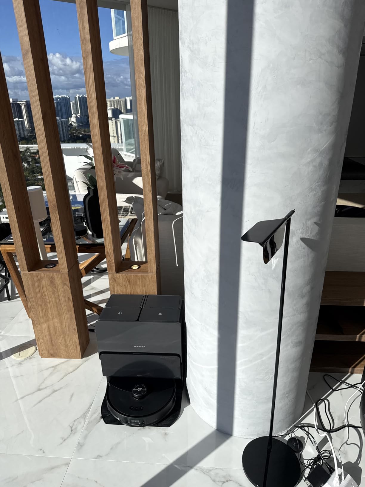 Roborock S8 MaxV Ultra with Refill & Drainage System Robot Vacuum and Mop - Customer Photo 2