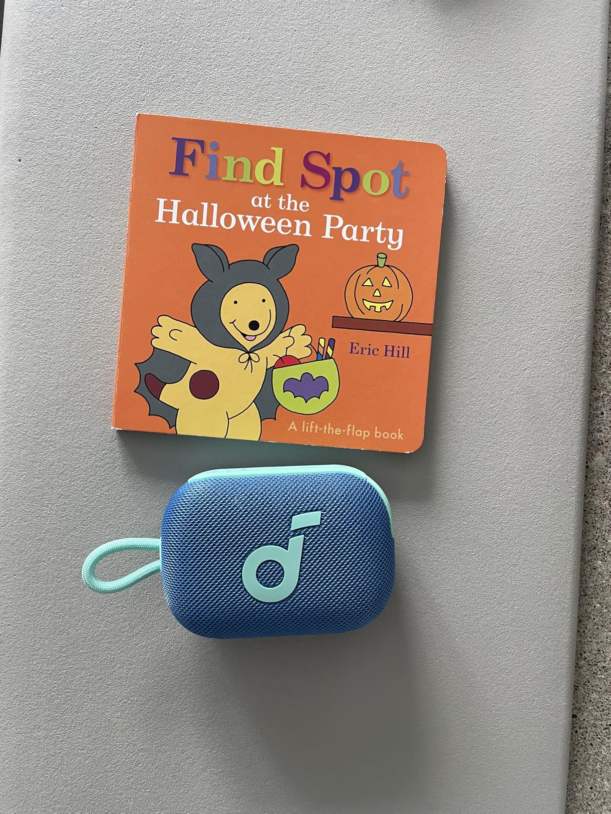 Soundcore Select 4 Go Bluetooth Shower Speaker by Anker, IP67 Waterproof/Dustproof, Ultra-Portable Speaker, Wireless, 20H Playtime, Floatable, Powerful Sound, Electronics for Outdoors/Home/Travel - Customer Photo 2