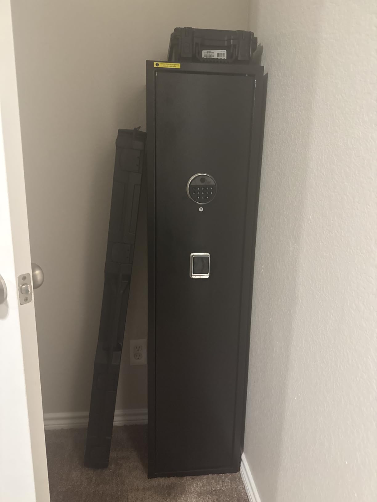 8-12 Fingerprint Gun Safe for Rifles and Pistols, No Assembly Required, Gun Safes for Rifle and Password Lock - Customer Photo 2