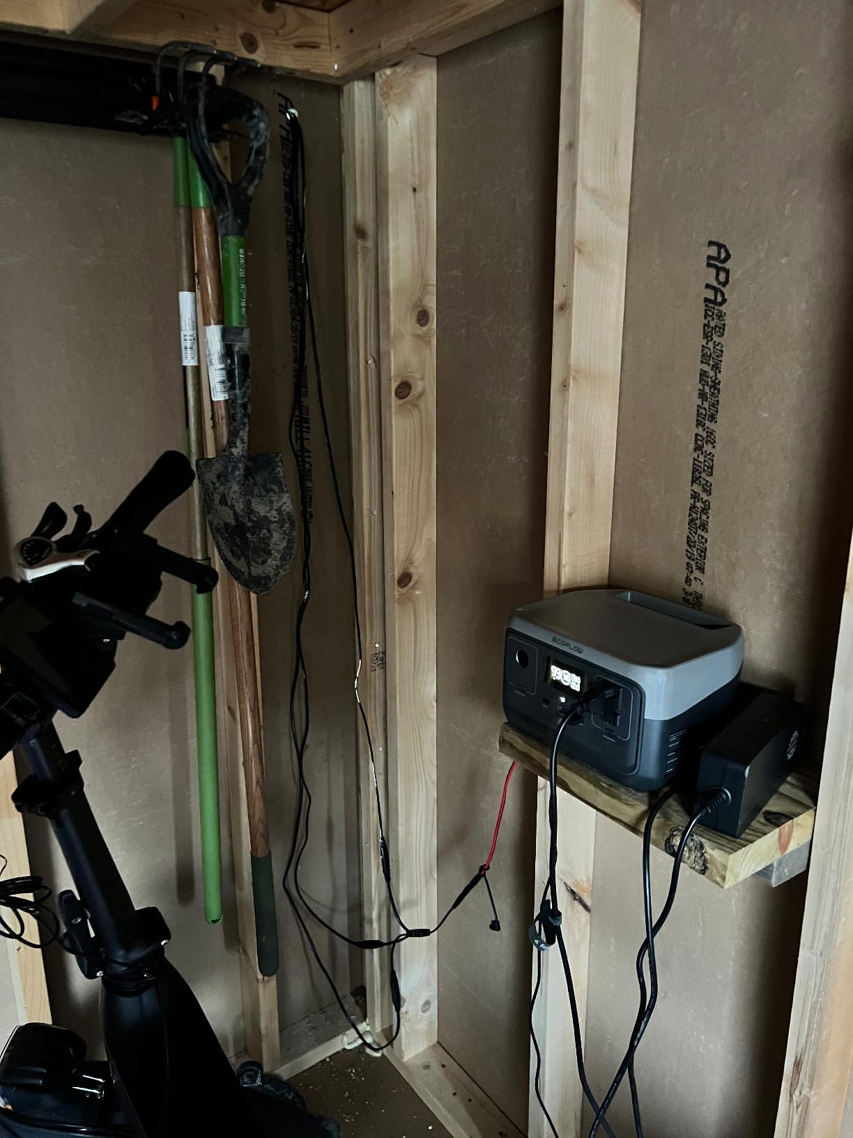 EcoFlow Portable Power Station RIVER 3, 245Wh LiFePO4 Battery Power Station, 1Hr Fast Charging, 300W/X-Boost 600W Solar Generator for Outdoor/Camping/RVs/Home Use - Customer Photo 2