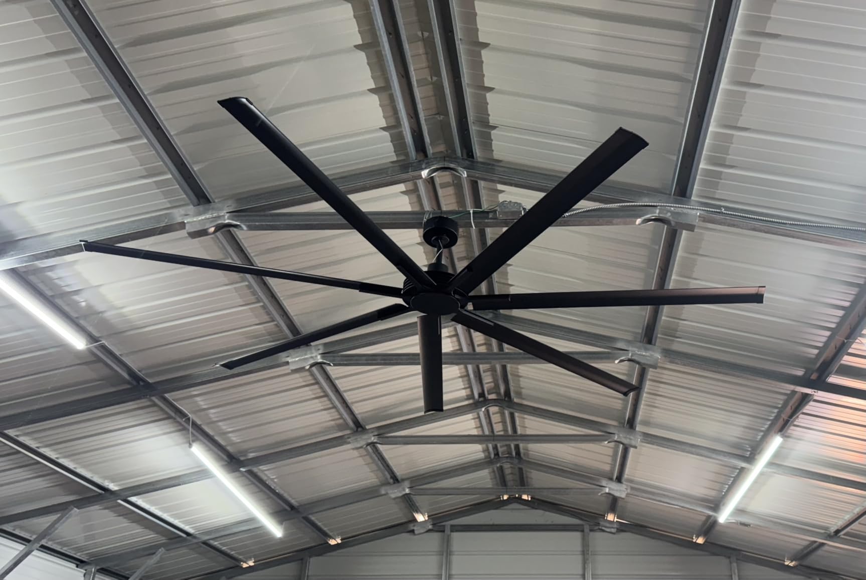 GESUM 84 Inch Ceiling Fans with Light, Industrial Ceiling Fan with 6 Aluminum Blades, Reversible, 6-Speeds, Large Ceiling Fan for Porch/Garage/Shop (Black) - Customer Photo 1