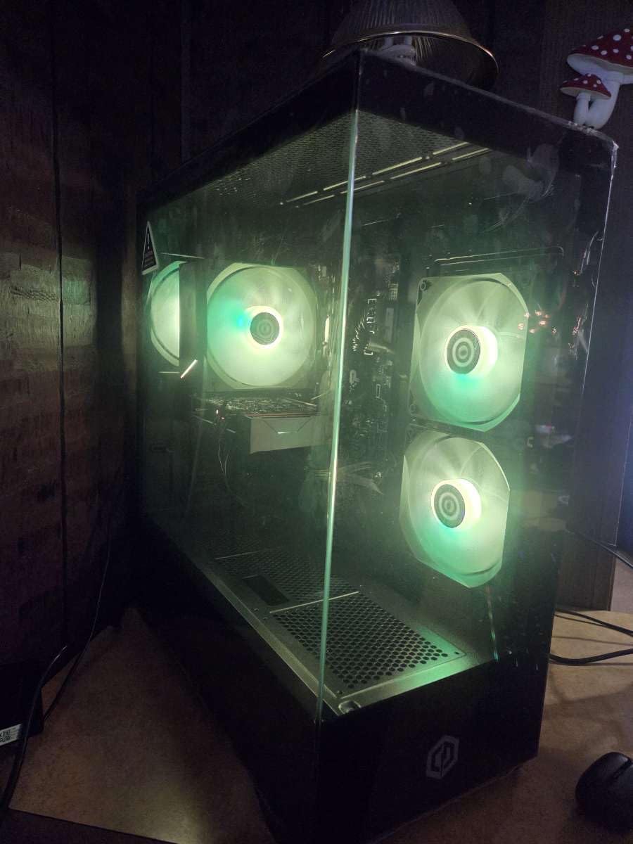 CYBERPOWERPC Gamer Master Gaming PC, AMD Ryzen 5 5500 3.6GHz, Radeon RX 6400 4GB, 16GB DDR4, 500GB PCIe Gen4 SSD, WiFi Ready & Windows 11 Home (GMA3100A) - Customer Photo 2