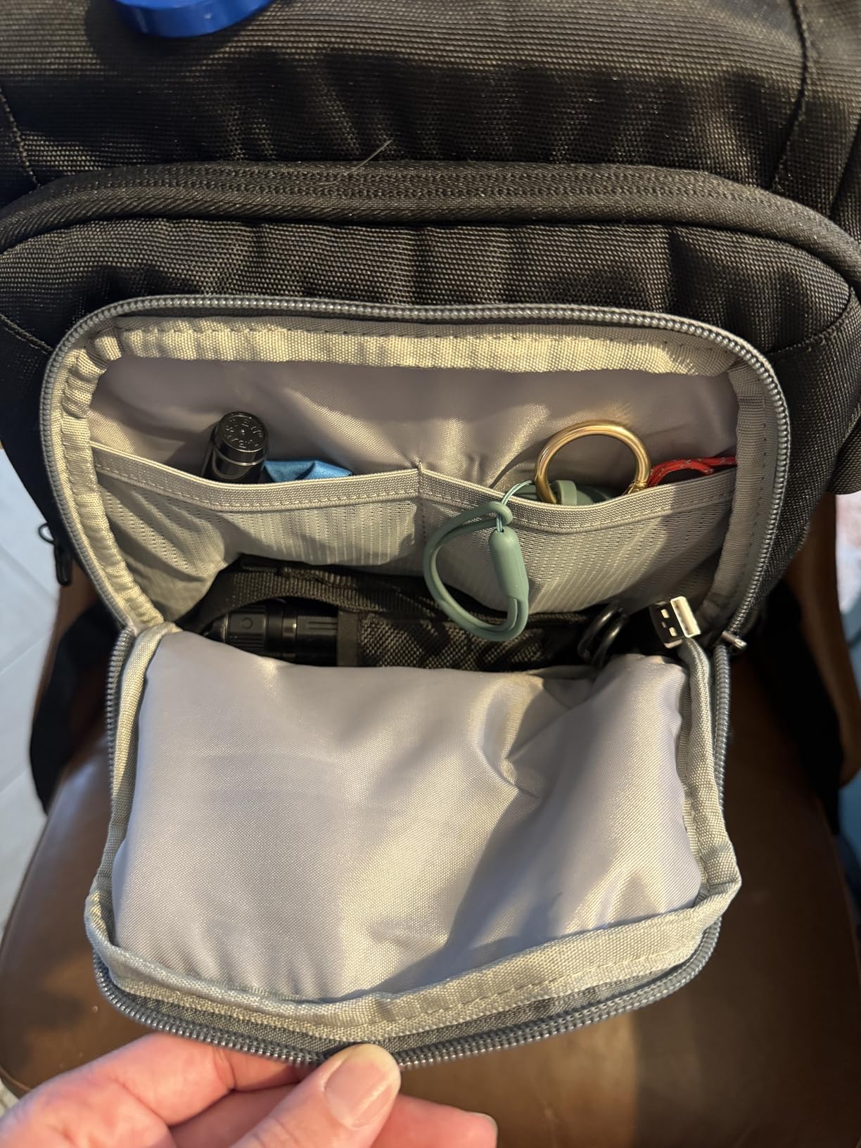 BAGSMART Rolling Camera Bag for DSLRs, Professional Large Camera Backpacks for Travelling Photographers, Photographic Rolling Case & Travel Suitcase, Black - Customer Photo 5