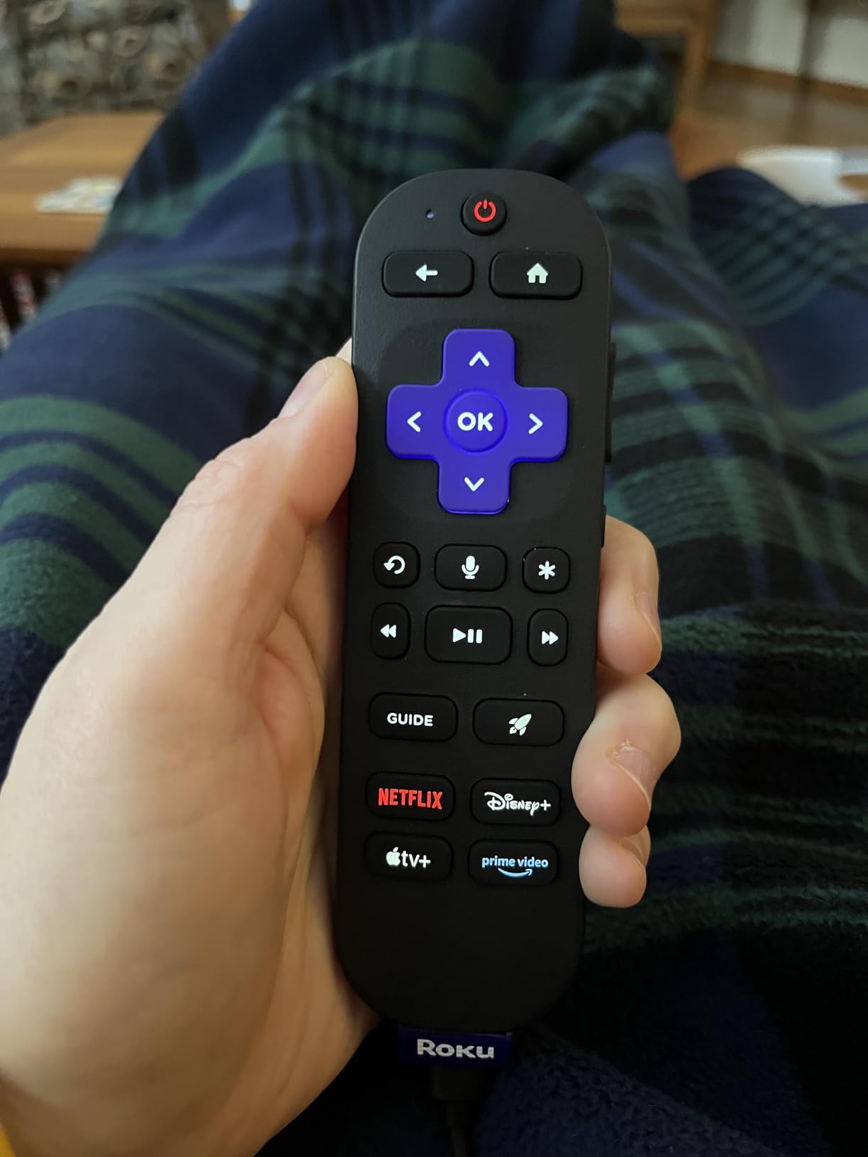 Roku Ultra - Ultimate Streaming Player - 4K Streaming Device for TV with HDR10+, Dolby Vision & Atmos - Bluetooth & Wi-Fi 6- Rechargeable Voice Remote Pro with Backlit Buttons - Free & Live TV - Customer Photo 1