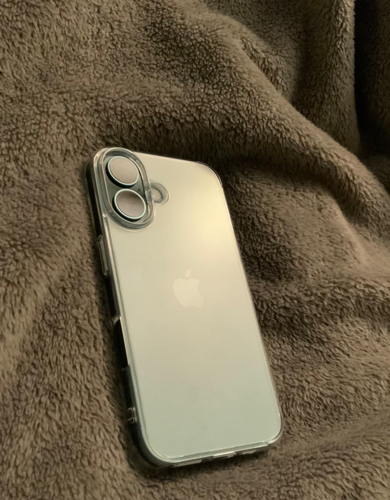 Ringke Fusion for iPhone 16 Plus Case [Oil & Dirt Resistant] Anti-Fingerprint Technology Prevents Oily Smudges Phone Cover for Women, Men - Matte Clear - Customer Photo 2