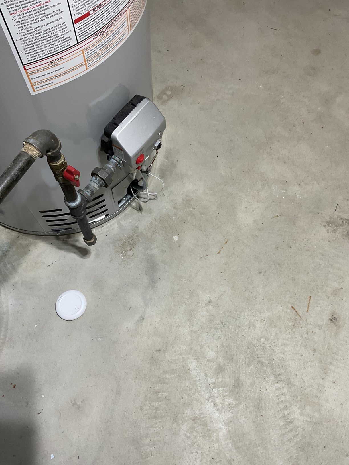 X-Sense Wi-Fi Water Leak Detector Kit, Smart Water Sensor Alarm with App Alerts and Ultra-Slim Design, Water Alarm Leak Detector for Basements, 4 Water Sensors and 1 Base Station, Model SWS0A41 - Customer Photo 1